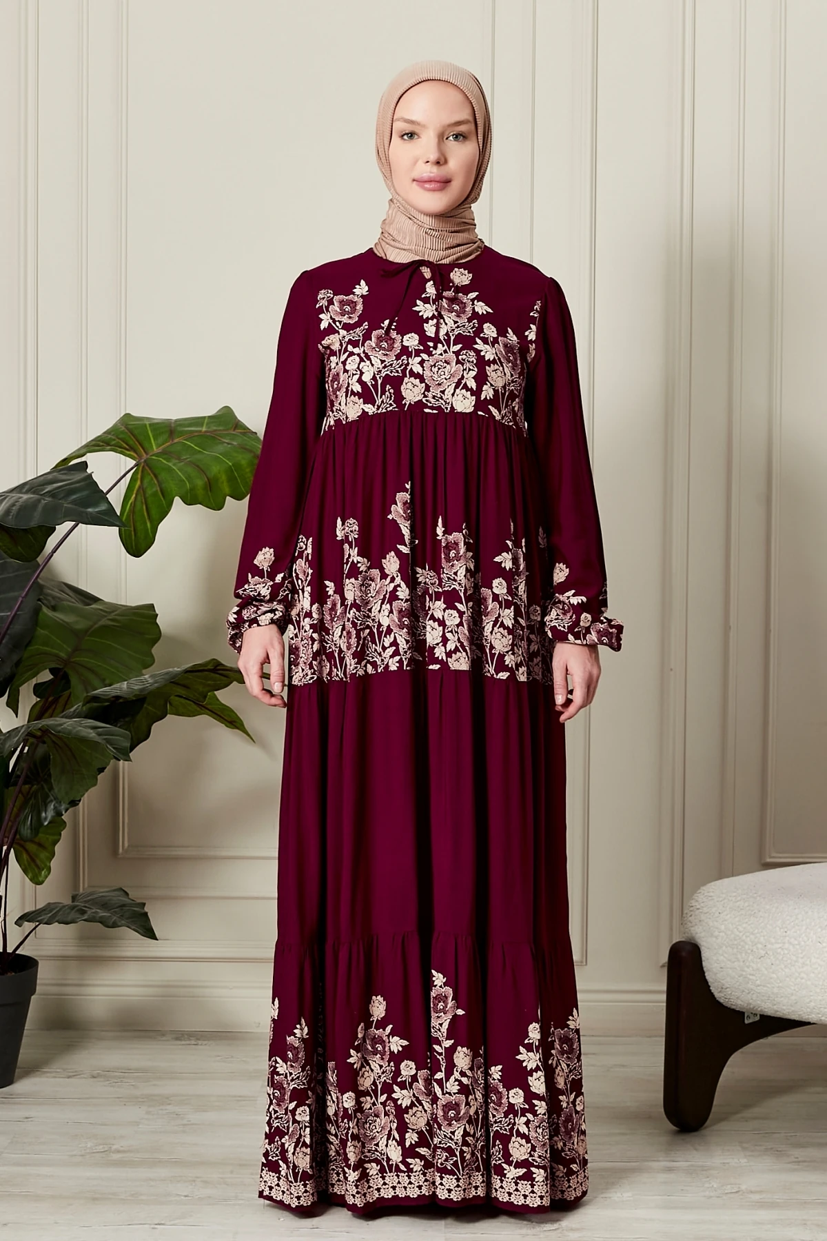 Çiçek Desen Kırmızı