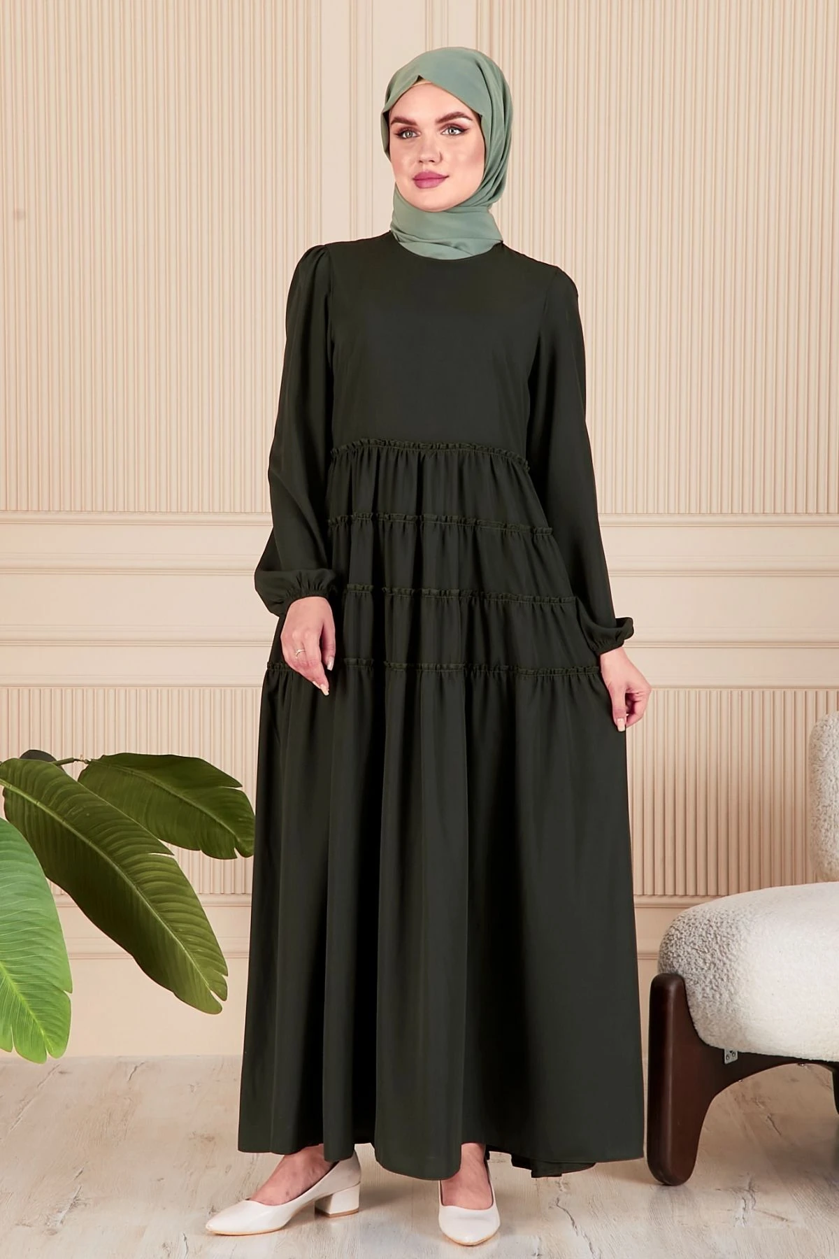 Medine İpeği Eteği Kat Kat Tesettür Elbise Namaz Elbisesi Şık Ve Zarif Tesettür Elbise