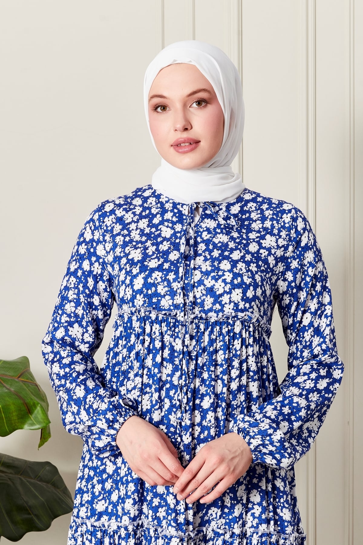 Eteği Kat Kat Çiçek Desenli Çingene Viskon Elbise Tesettür Elbise Anne Elbisesi Namaz Elbisesi
