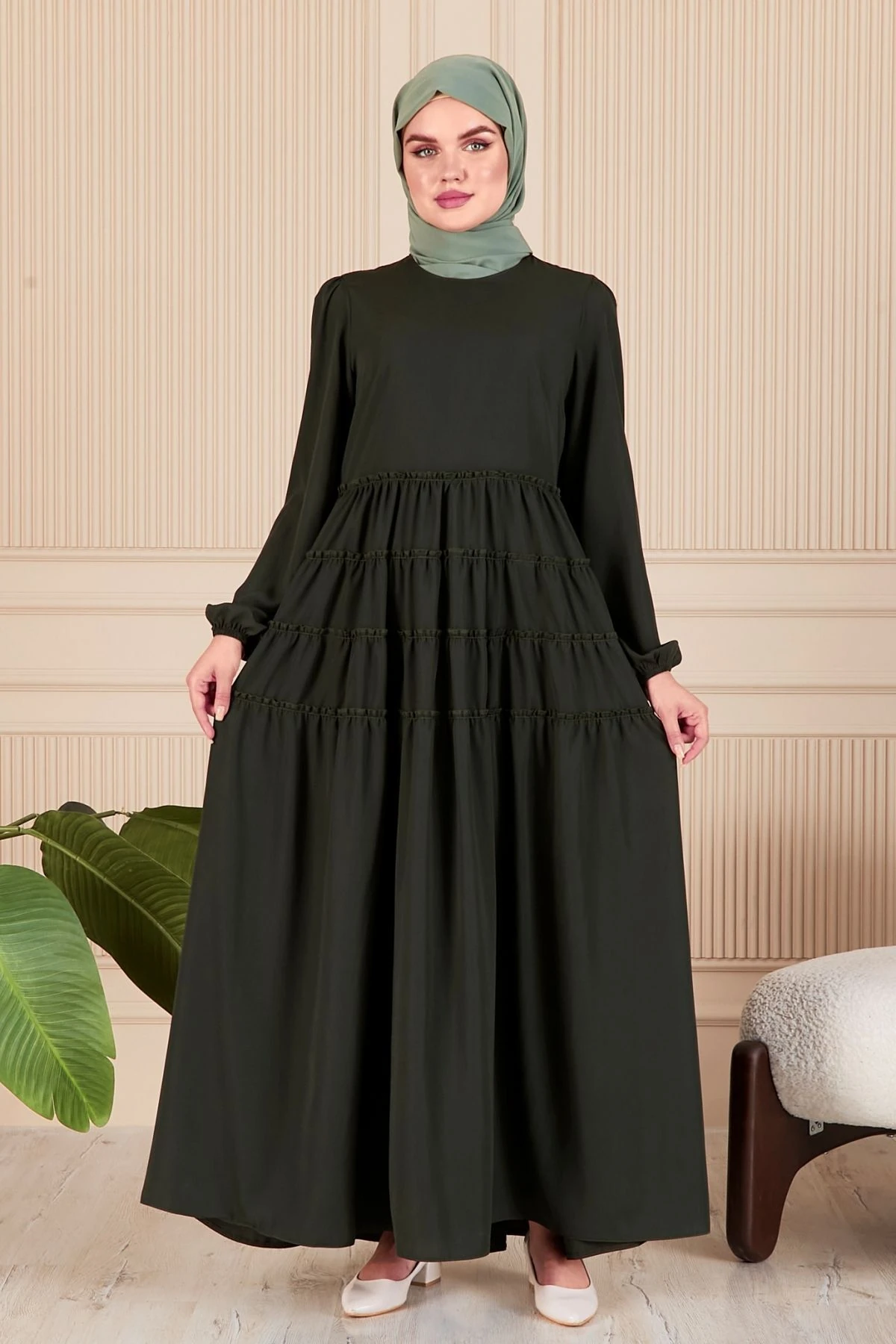 Medine İpeği Eteği Kat Kat Tesettür Elbise Namaz Elbisesi Şık Ve Zarif Tesettür Elbise