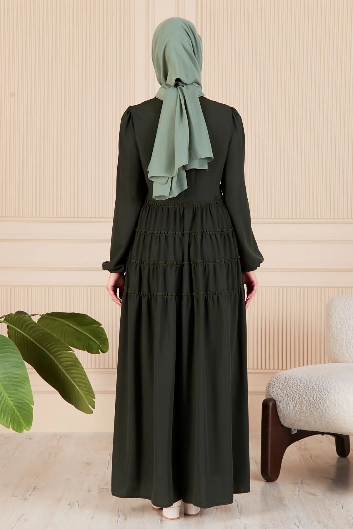 Medine İpeği Eteği Kat Kat Tesettür Elbise Namaz Elbisesi Şık Ve Zarif Tesettür Elbise