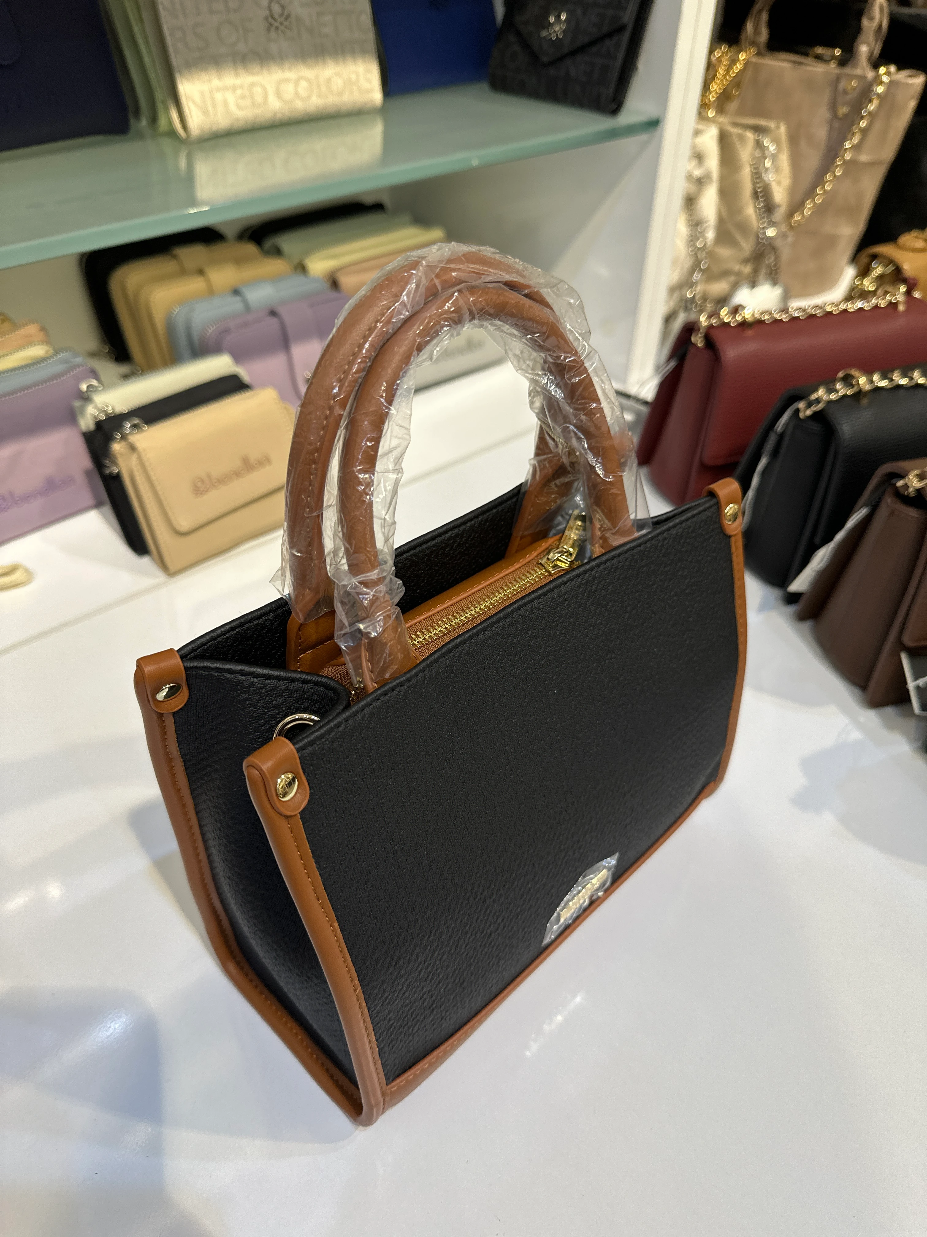 Aker Siyah El Çantası 20120