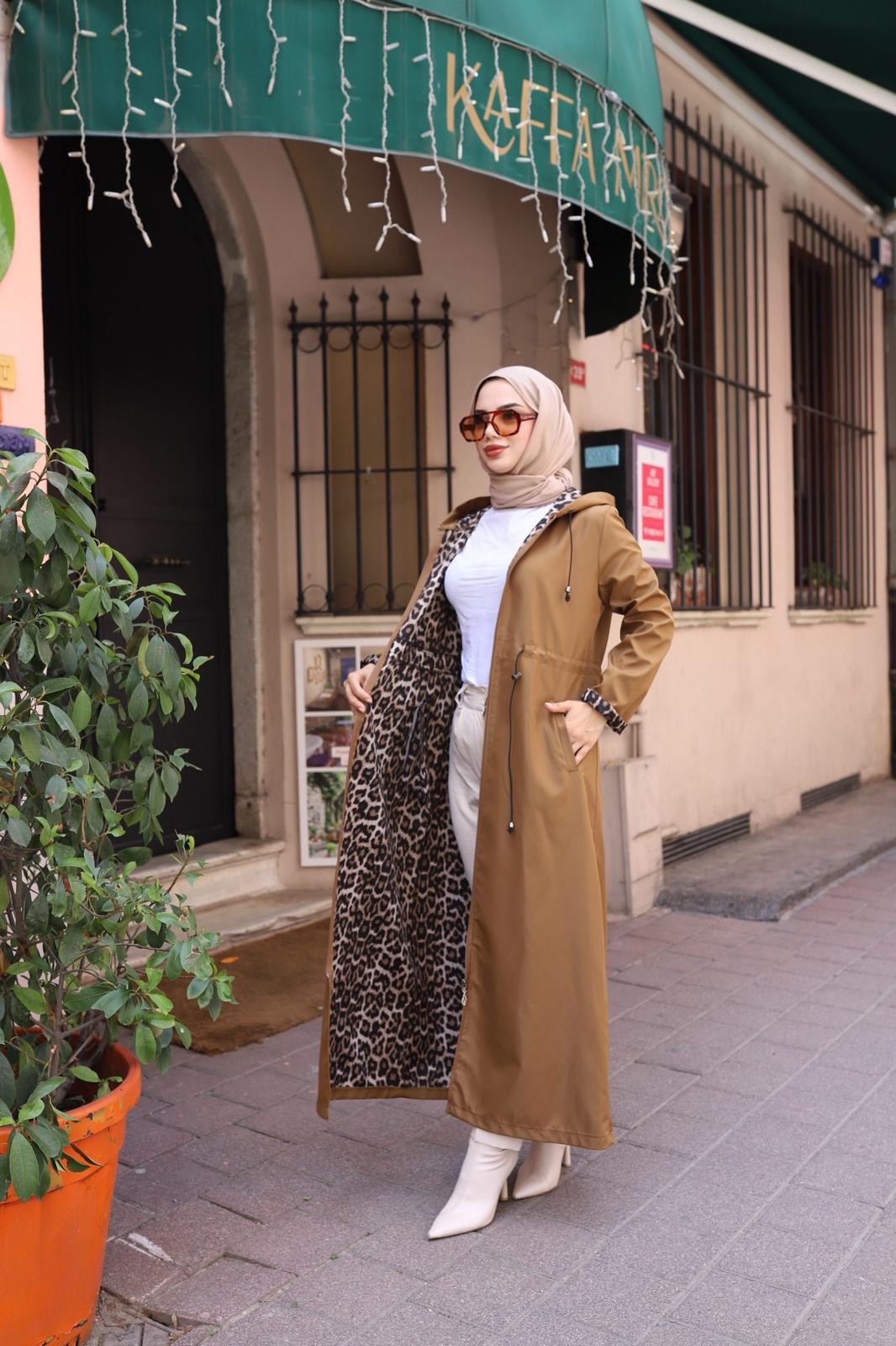  Büyük Beden İçi Leopar Desenli Trençkot