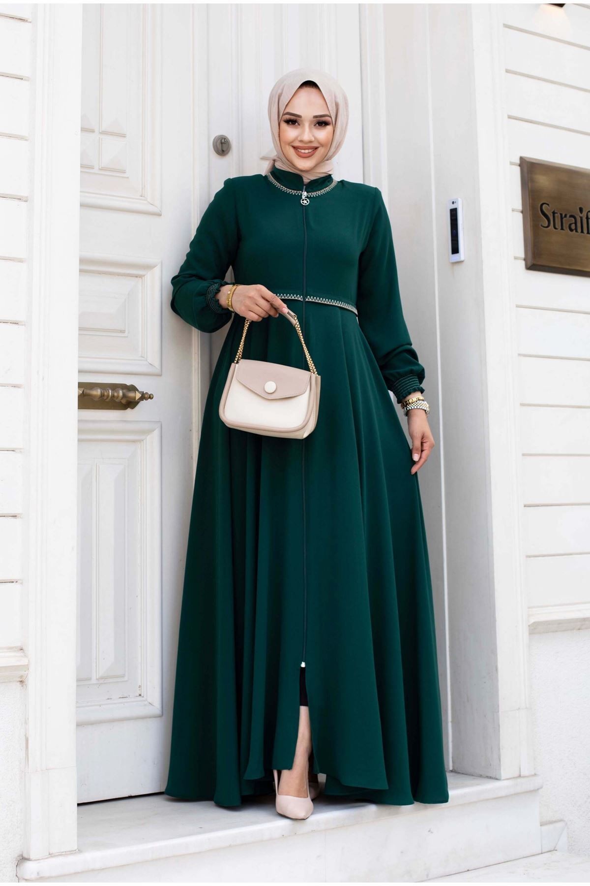 Beli Çizgi Detaylı Mevlana Model Tesettür Ferace