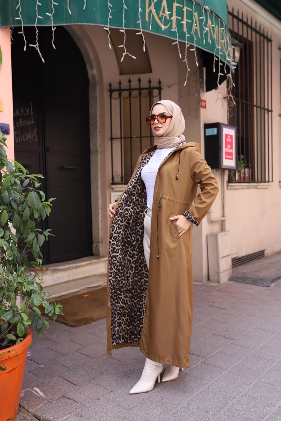  Büyük Beden İçi Leopar Desenli Trençkot