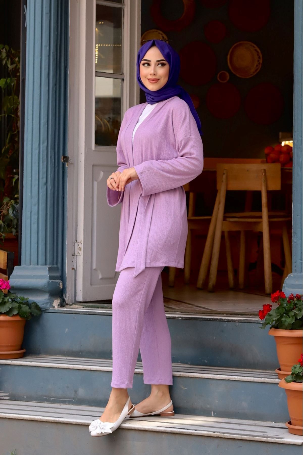 lila-428