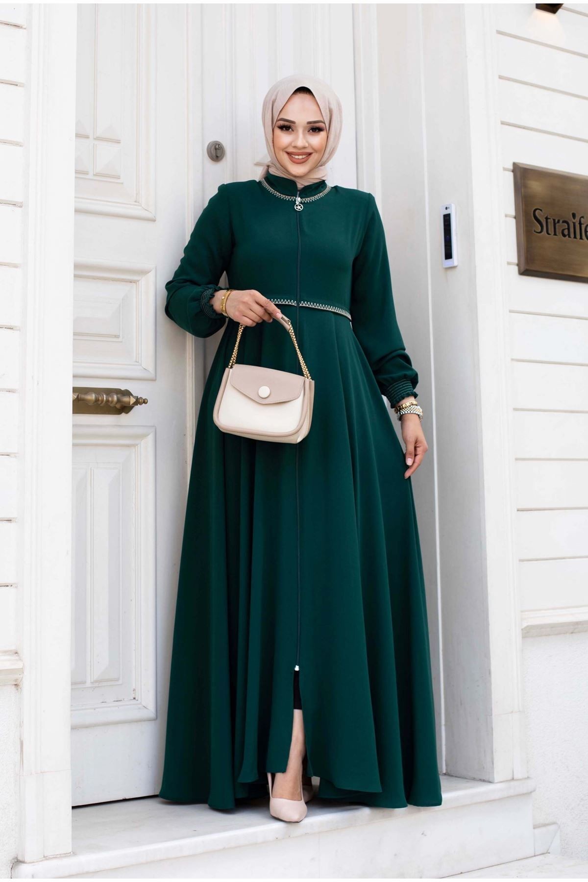 Beli Çizgi Detaylı Mevlana Model Tesettür Ferace
