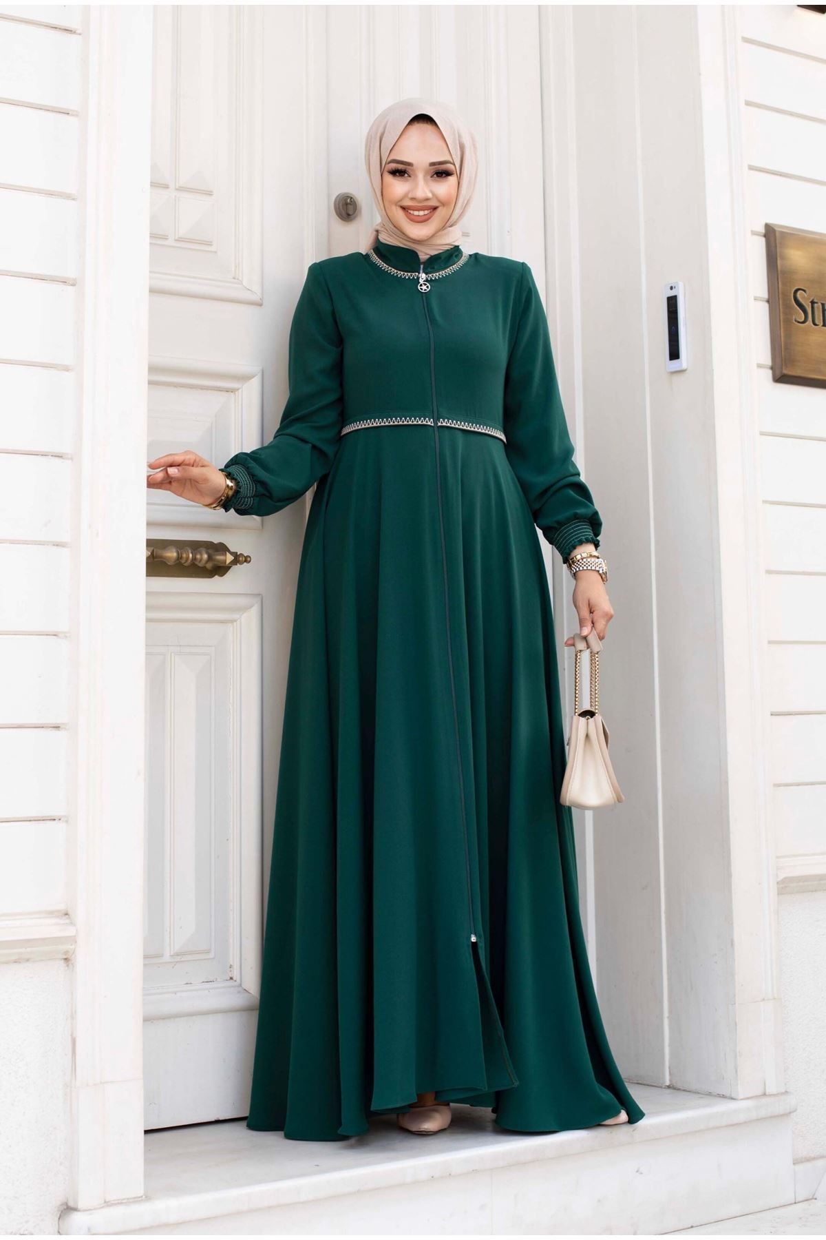 Beli Çizgi Detaylı Mevlana Model Tesettür Ferace - zümrüt yeşili-5748