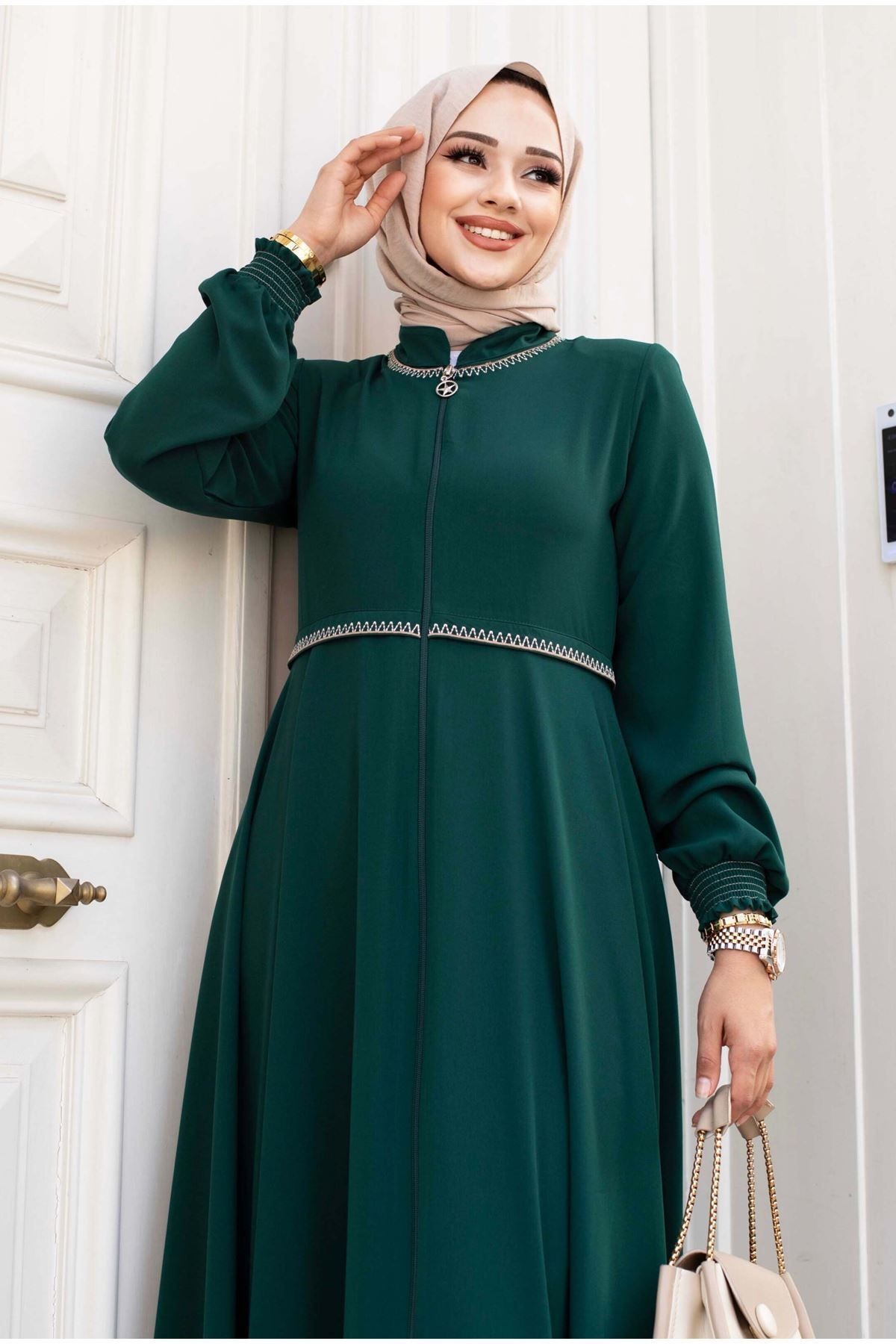 Beli Çizgi Detaylı Mevlana Model Tesettür Ferace