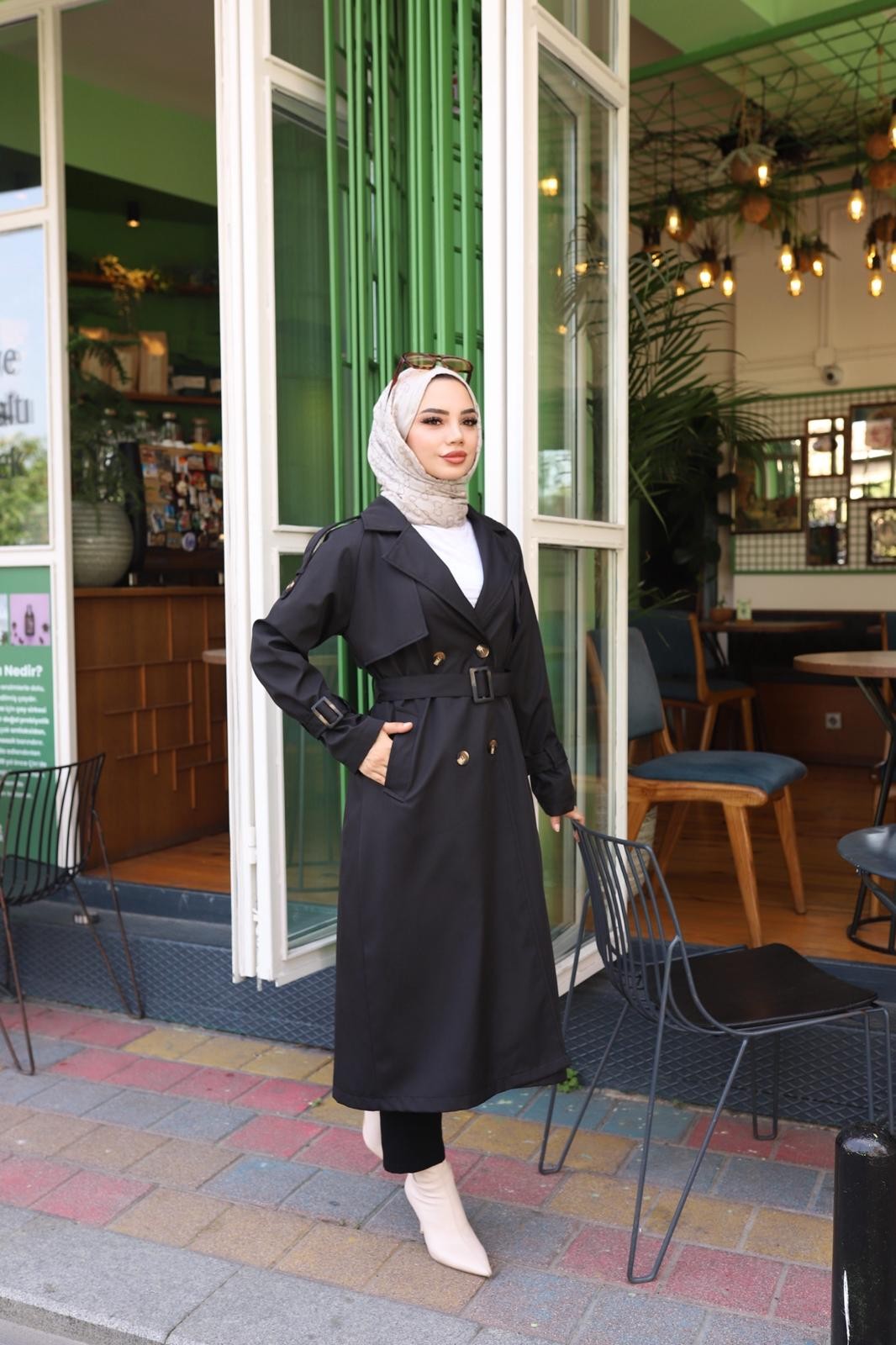  Kolları Kemer Detaylı Astarlı Trençkot - siyah414