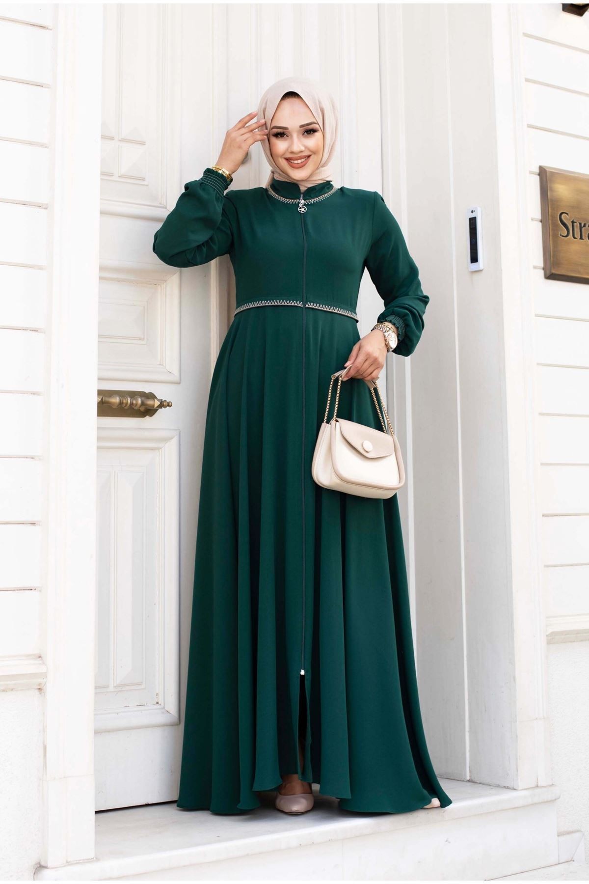 Beli Çizgi Detaylı Mevlana Model Tesettür Ferace