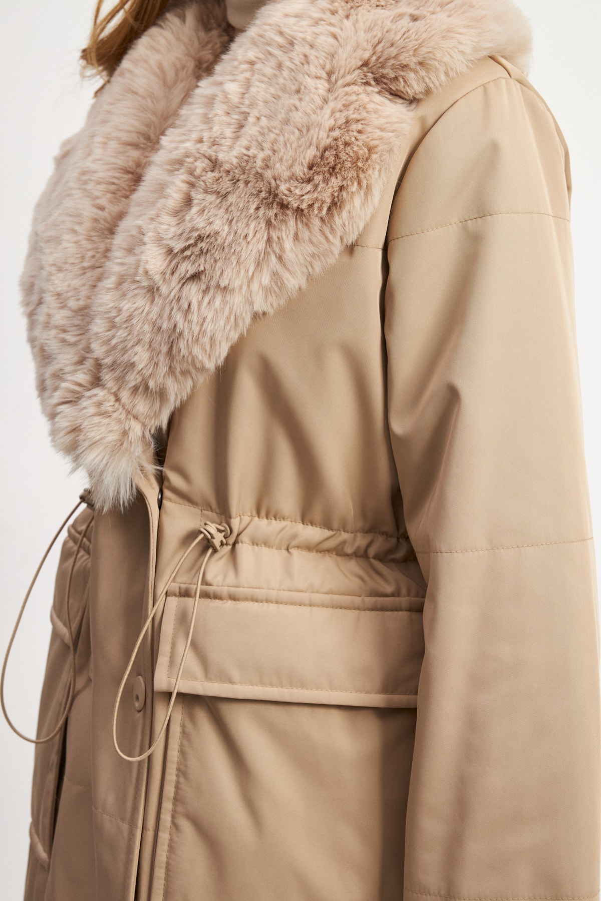ŞAL YAKA KÜRKLÜ PARKA 5799