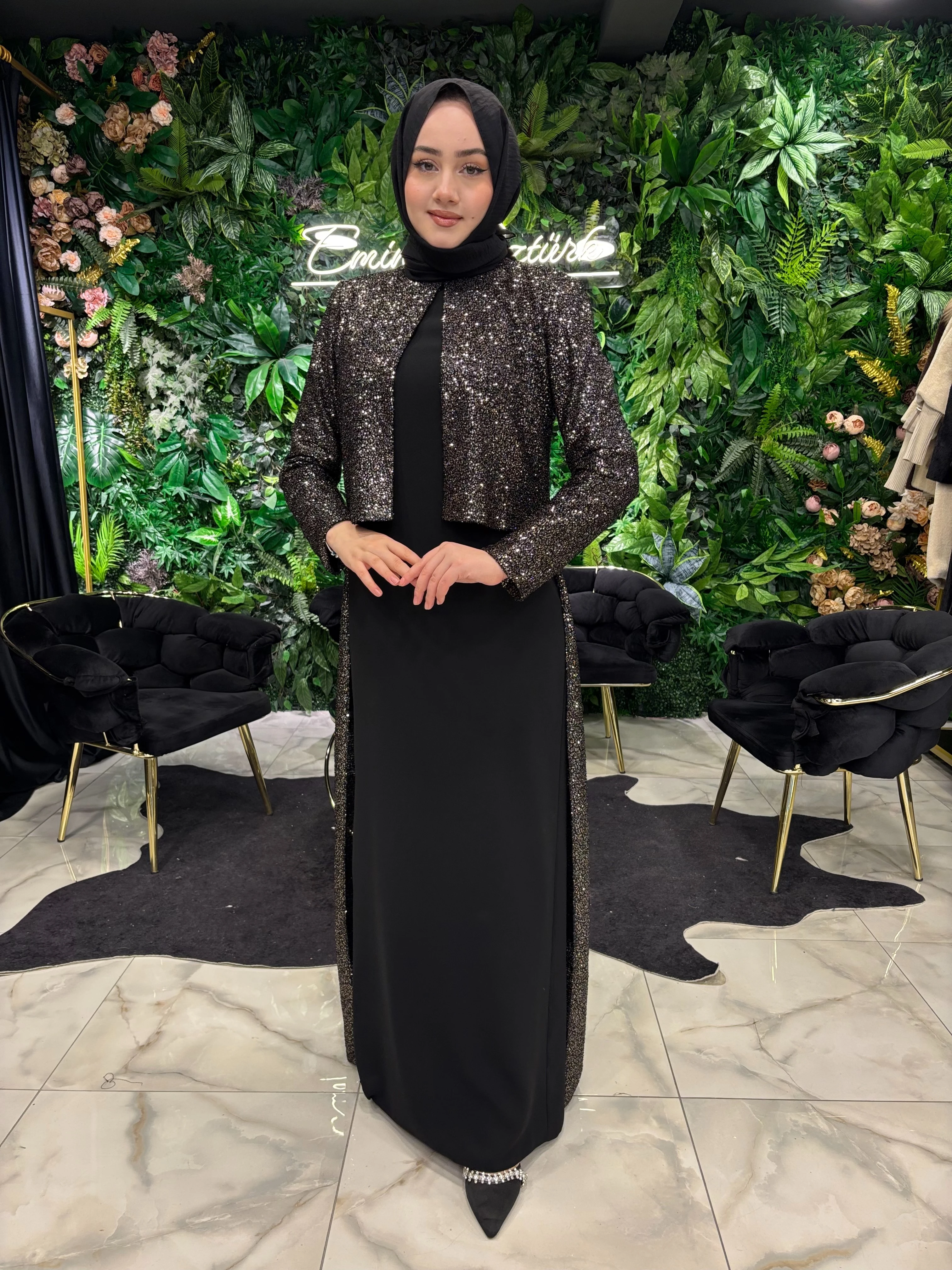 HİLAL OĞUZKAN PAYET KAP GÖRÜNÜMLÜ ELBİSE 25E001