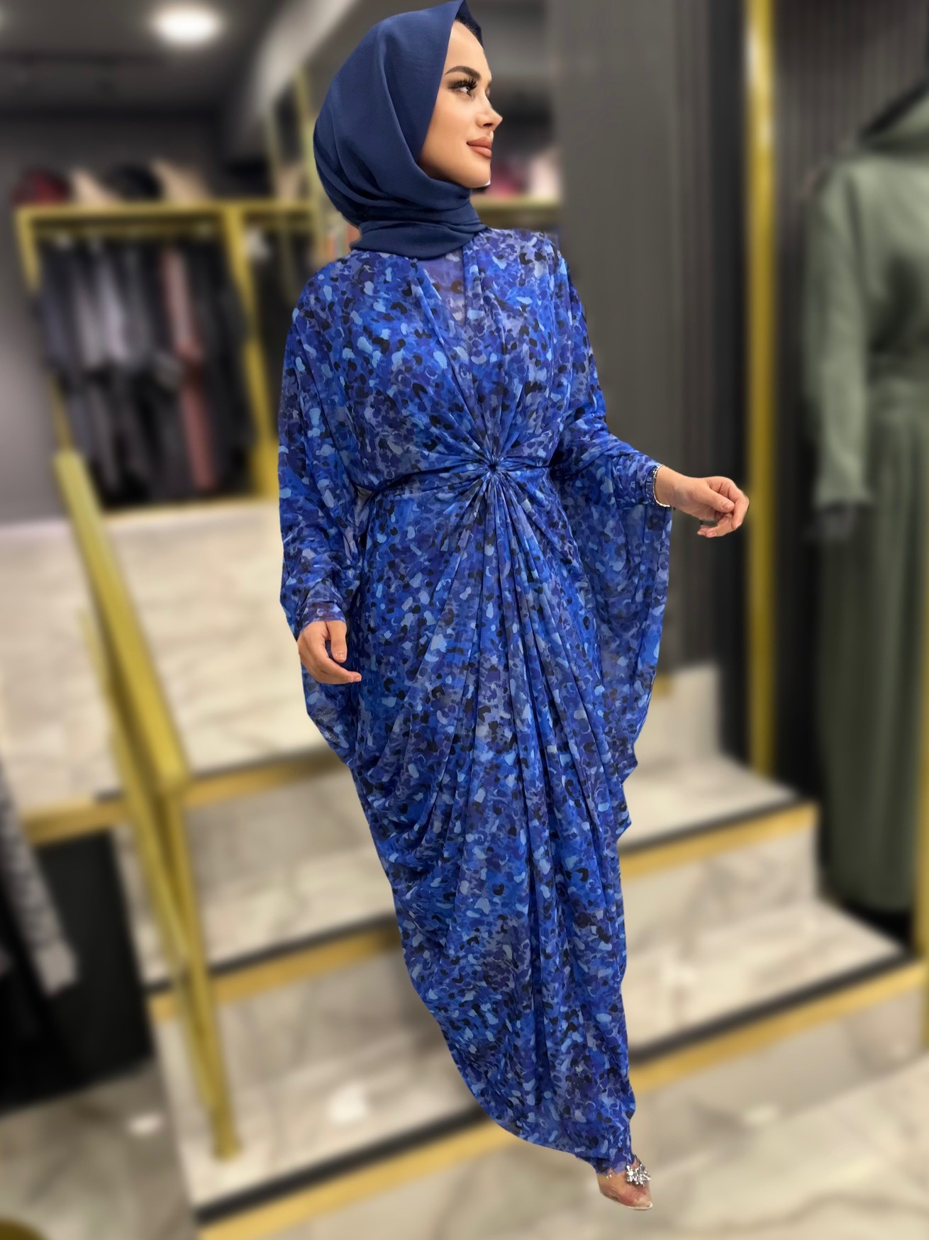 HİLAL OĞUZKAN GÖĞÜS ALTI BÜZGÜLÜ TÜL ELBİSE 9143