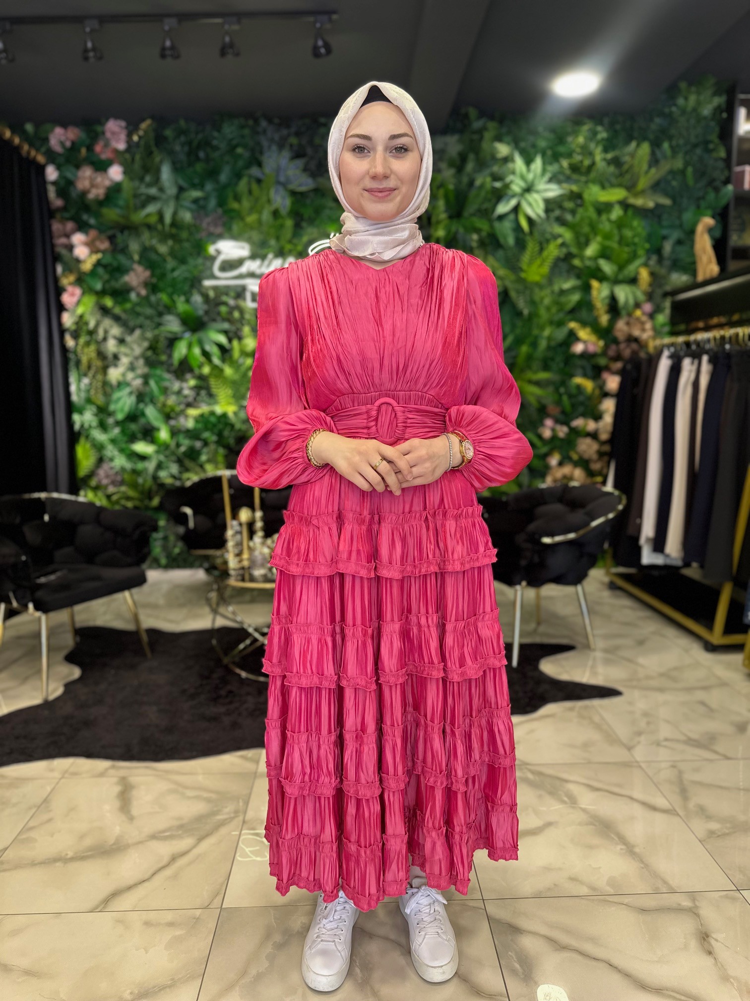PEMBE SATEN ELBİSE