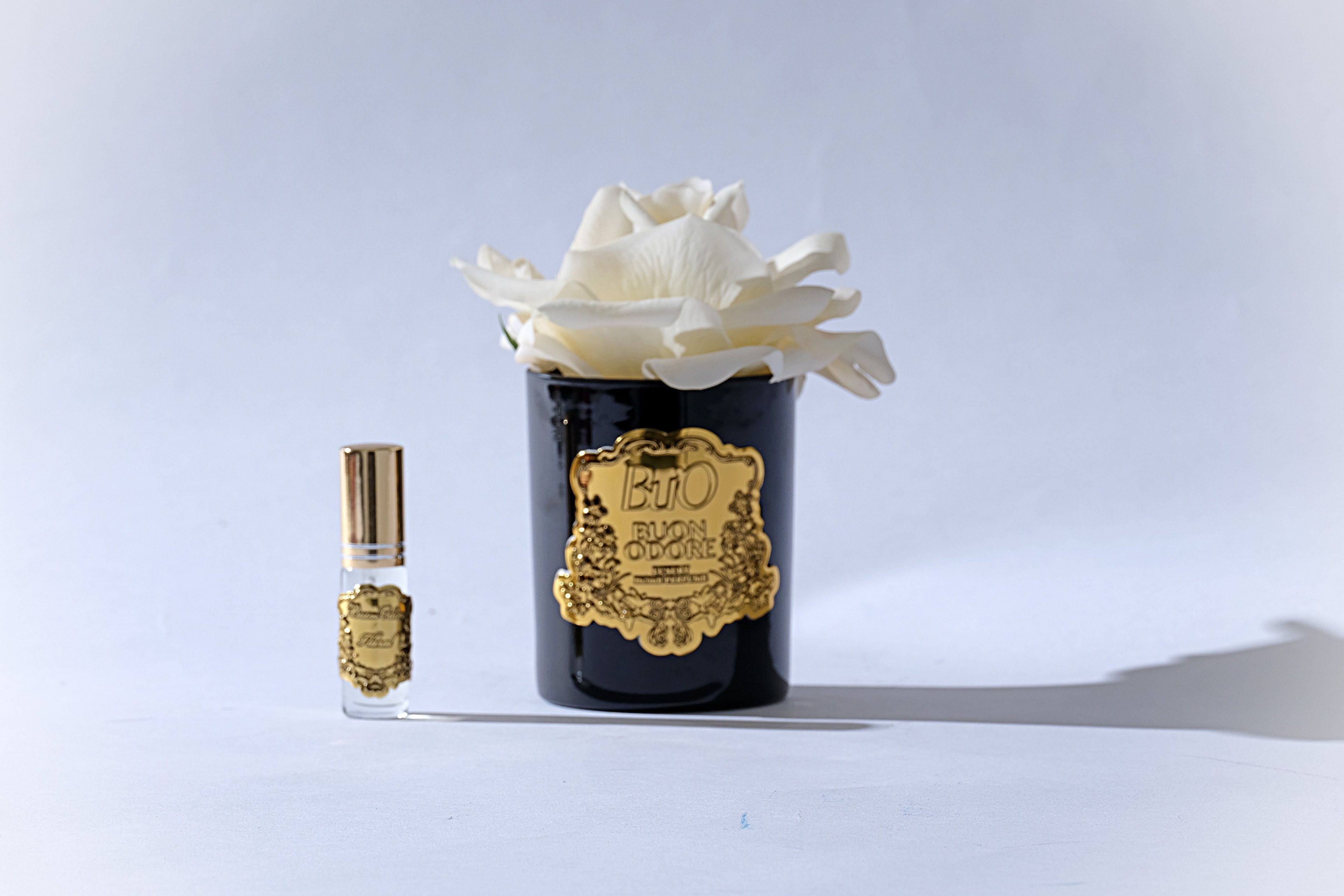 Siyah Cam Gold Tek Gül Luxury Home Perfume - krem