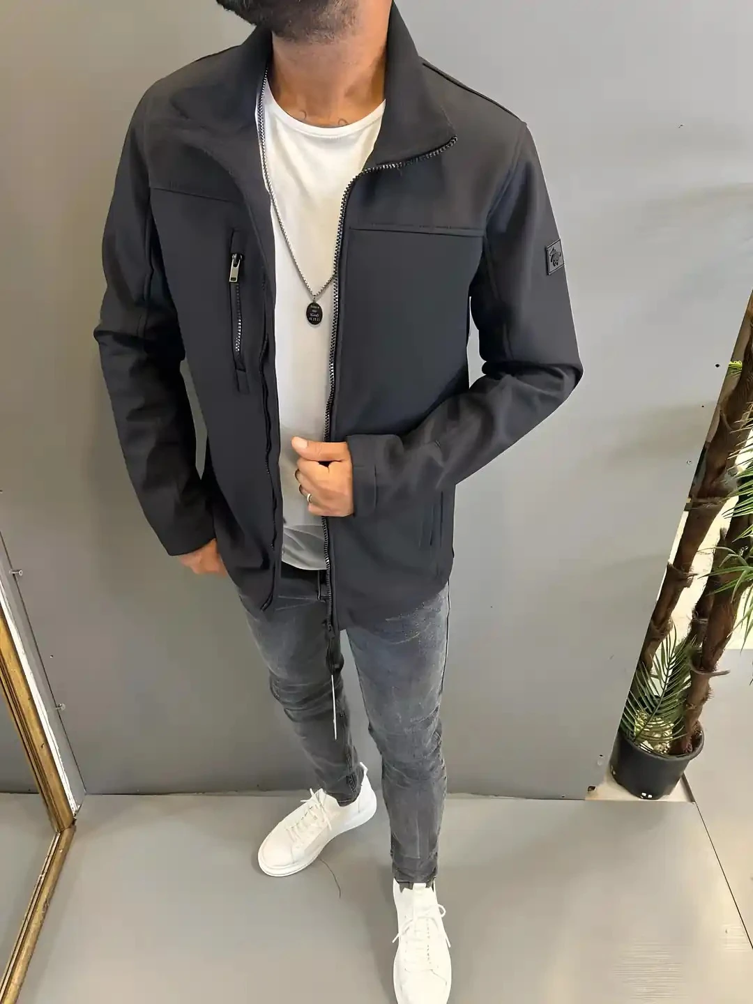 Erkek Siyah Softjel Kumaş Su Ve Rüzgar Geçirmez İçi Polar   Ceket