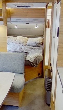 DETHLEFFS Camper 650 FMK Karavan Yatağınıza Tam Uyumlu Lastikli Çarşaf ve Yastık Kılıfı