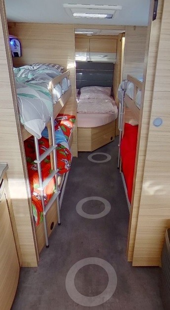 DETHLEFFS Camper 730 FKR Karavan Yatağınıza Tam Uyumlu Lastikli Çarşaf ve Yastık Kılıfı