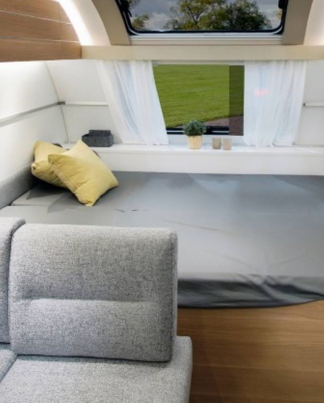 Adria Adora 573 PT  Karavan Yatağınıza Tam Uyumlu Lastikli Çarşaf ve Yastık Kılıfı