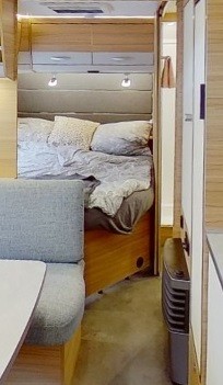 DETHLEFFS Nomad 470 FR Karavan Yatağınıza Tam Uyumlu Lastikli Çarşaf ve Yastık Kılıfı