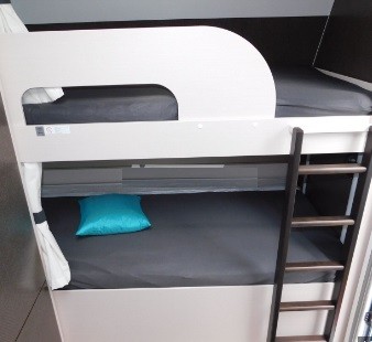 DETHLEFFS C’Go 465 KR Karavan Yatağınıza Tam Uyumlu Lastikli Çarşaf ve Yastık Kılıfı