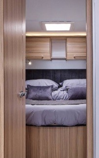 Pegasus Grande GT75 Messina Karavan Yatağınıza Tam Uyumlu Lastikli Çarşaf ve Yastık Kılıfı