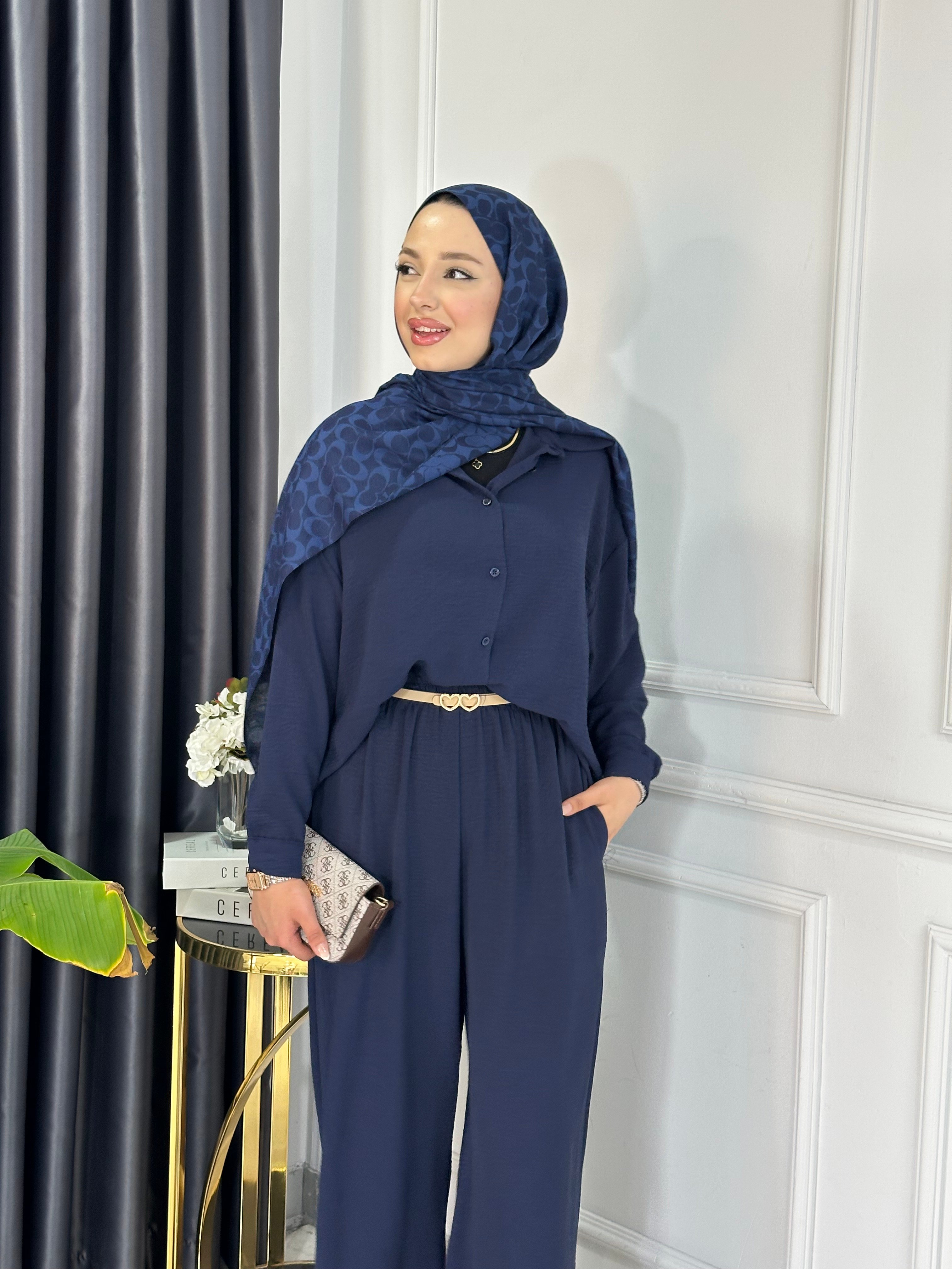 Mia Ayrobin Takım