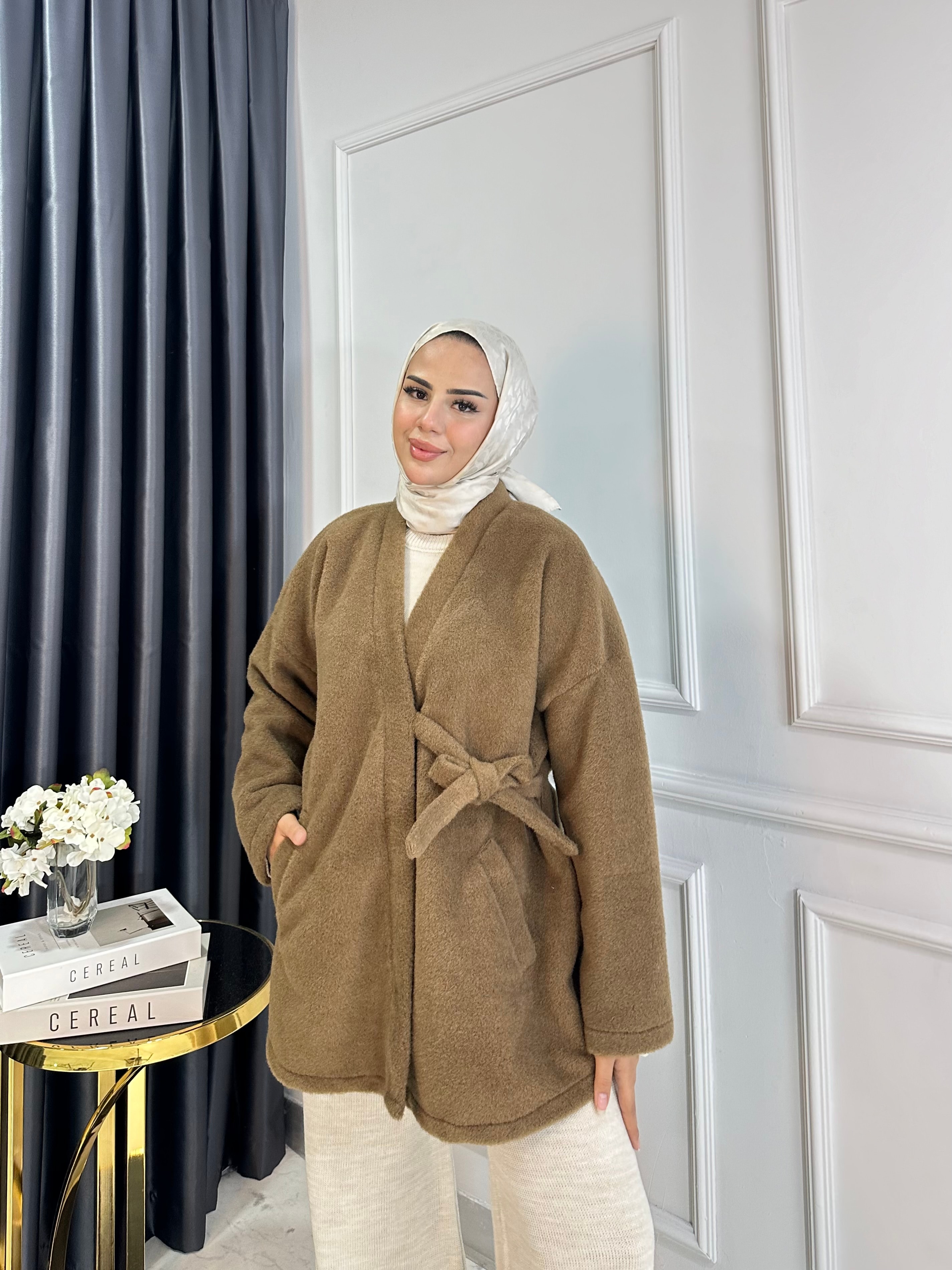 Yandan Bağlamalı Peluş Kaban