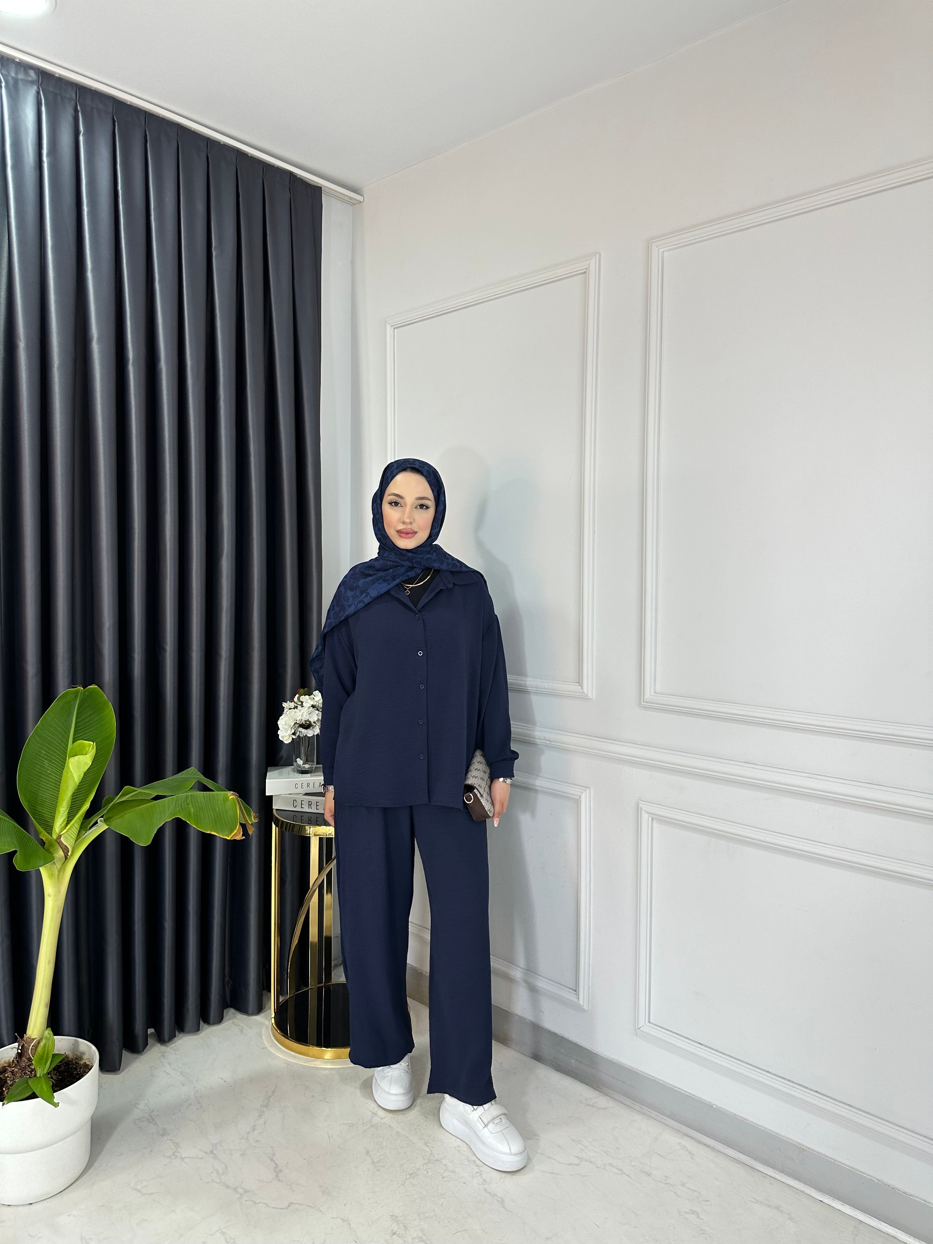 Mia Ayrobin Takım