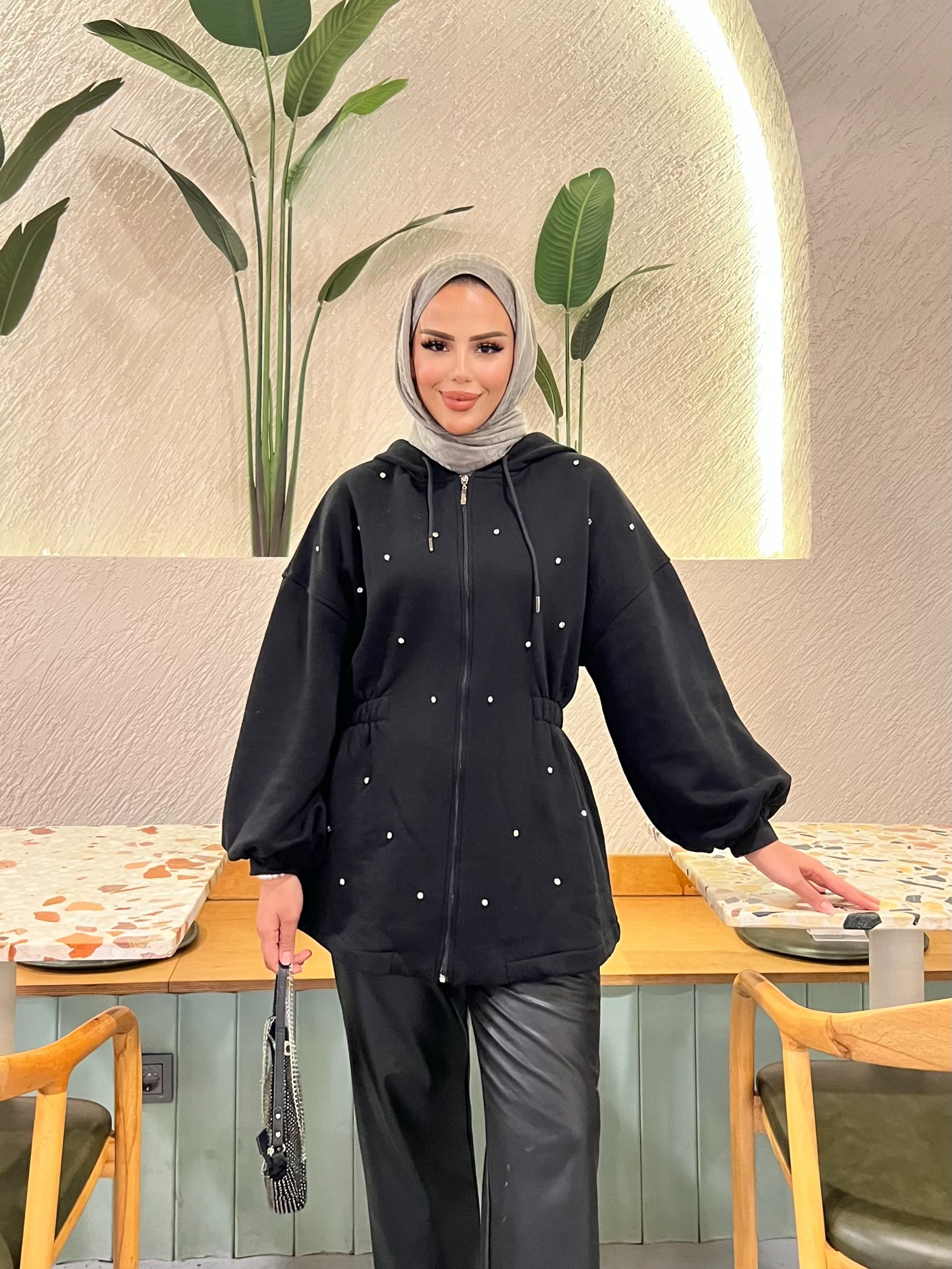 Taşlı Şardonlu Sweat - SİYAH