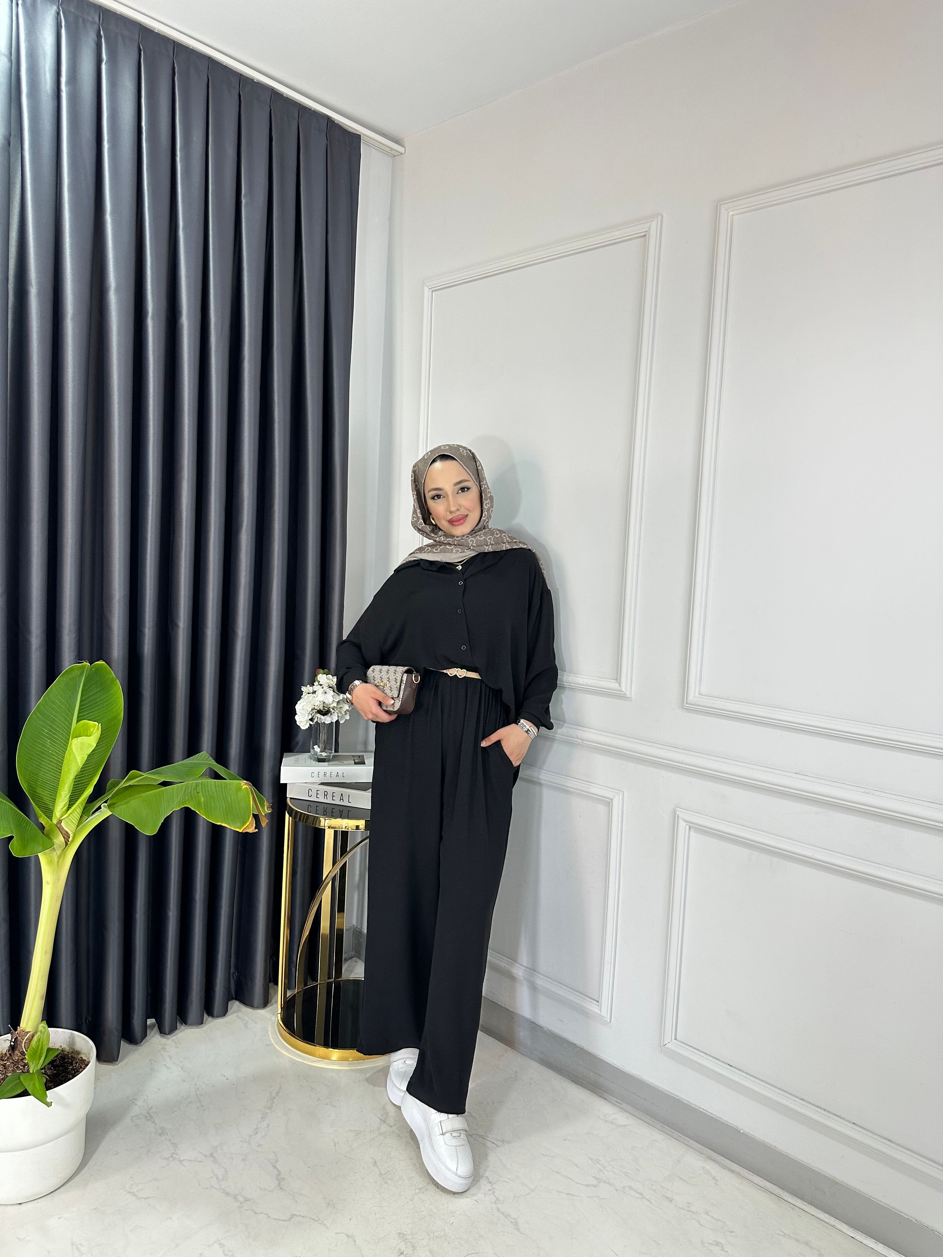 Mia Ayrobin Takım