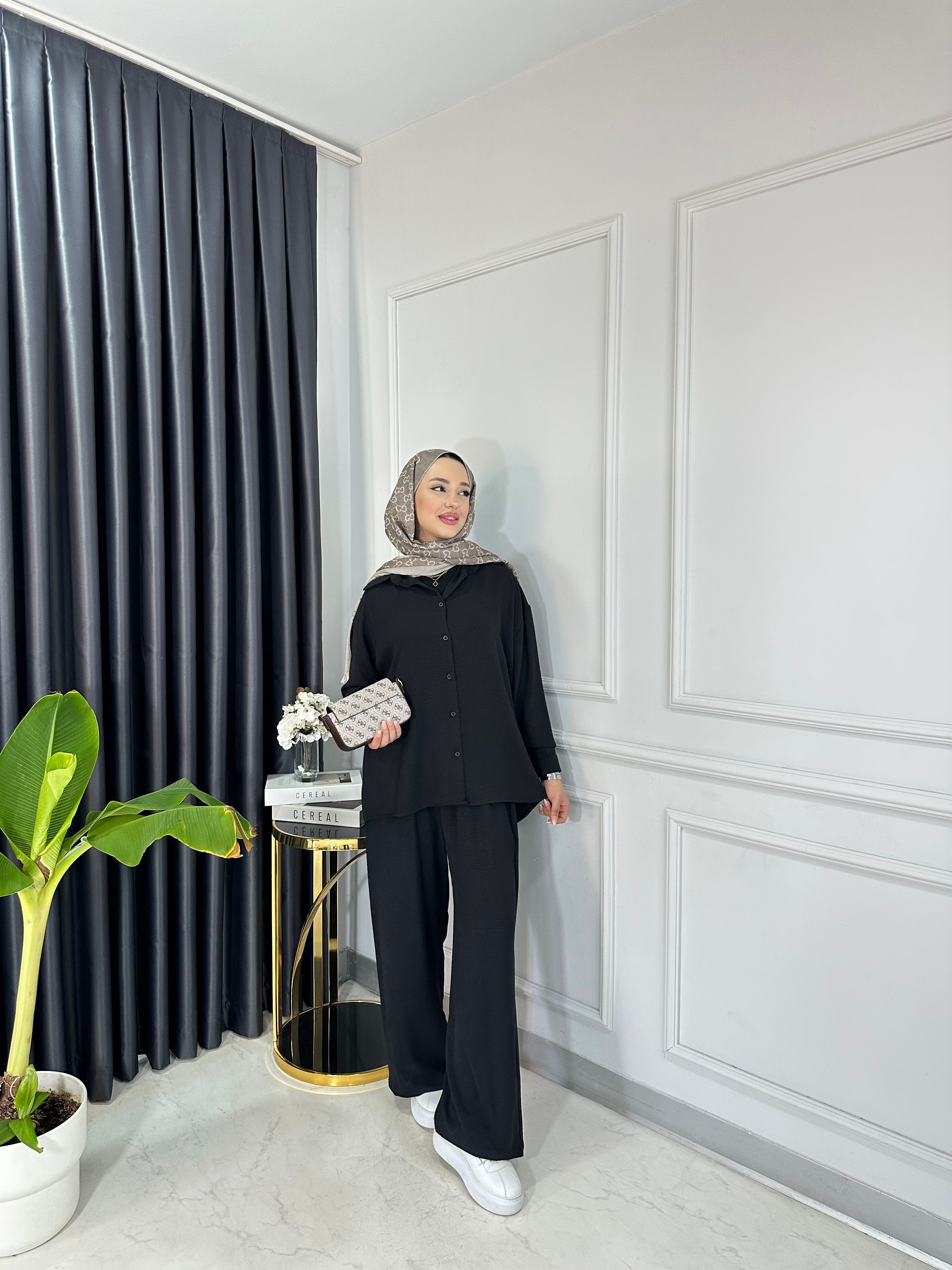 Mia Ayrobin Takım