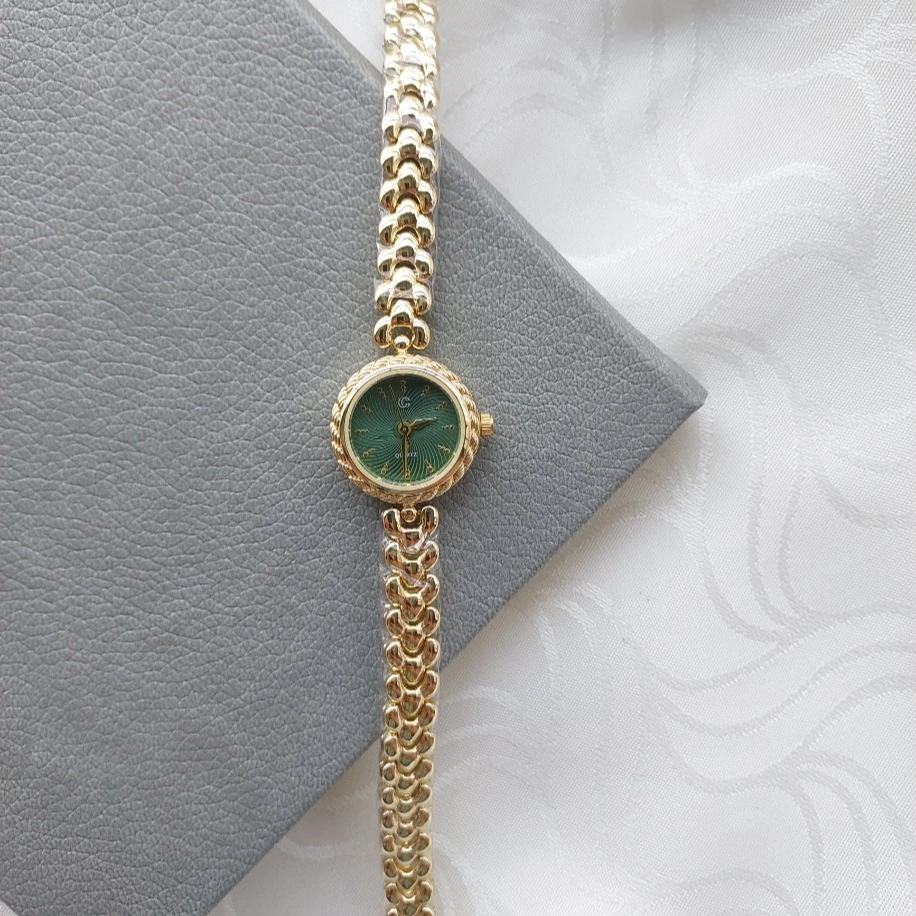 Elegance Gold Yeşil Saat