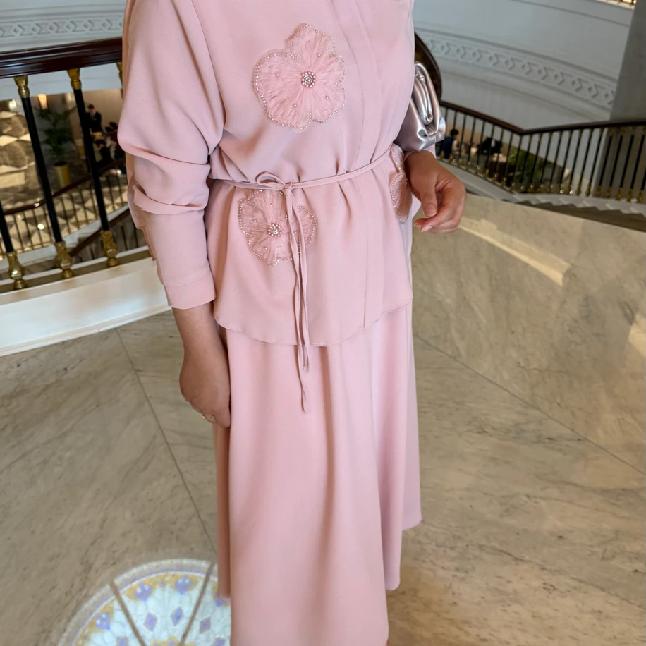 Gül detay dantel takım 