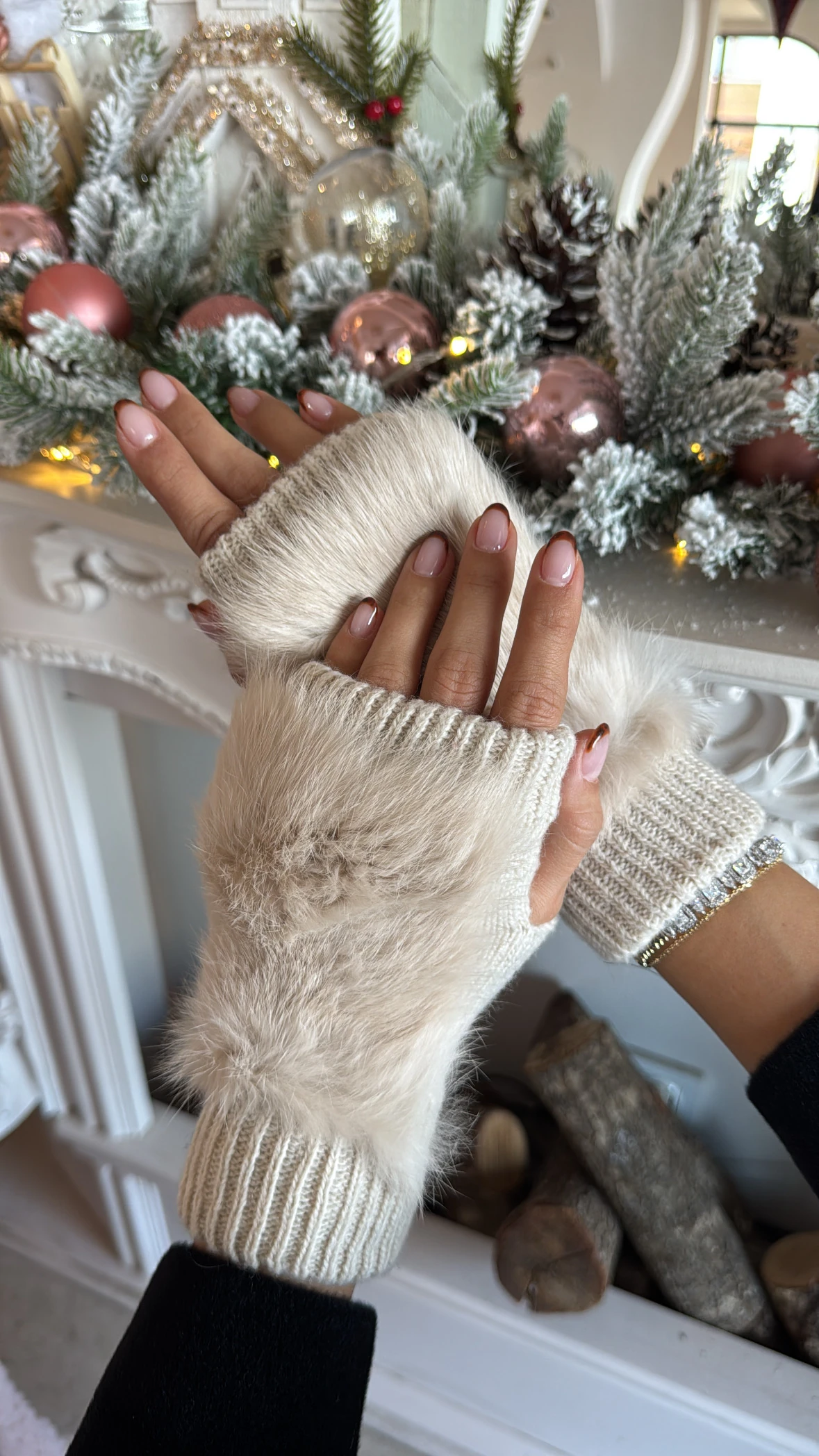 Bej Kürklü Kesik Eldiven