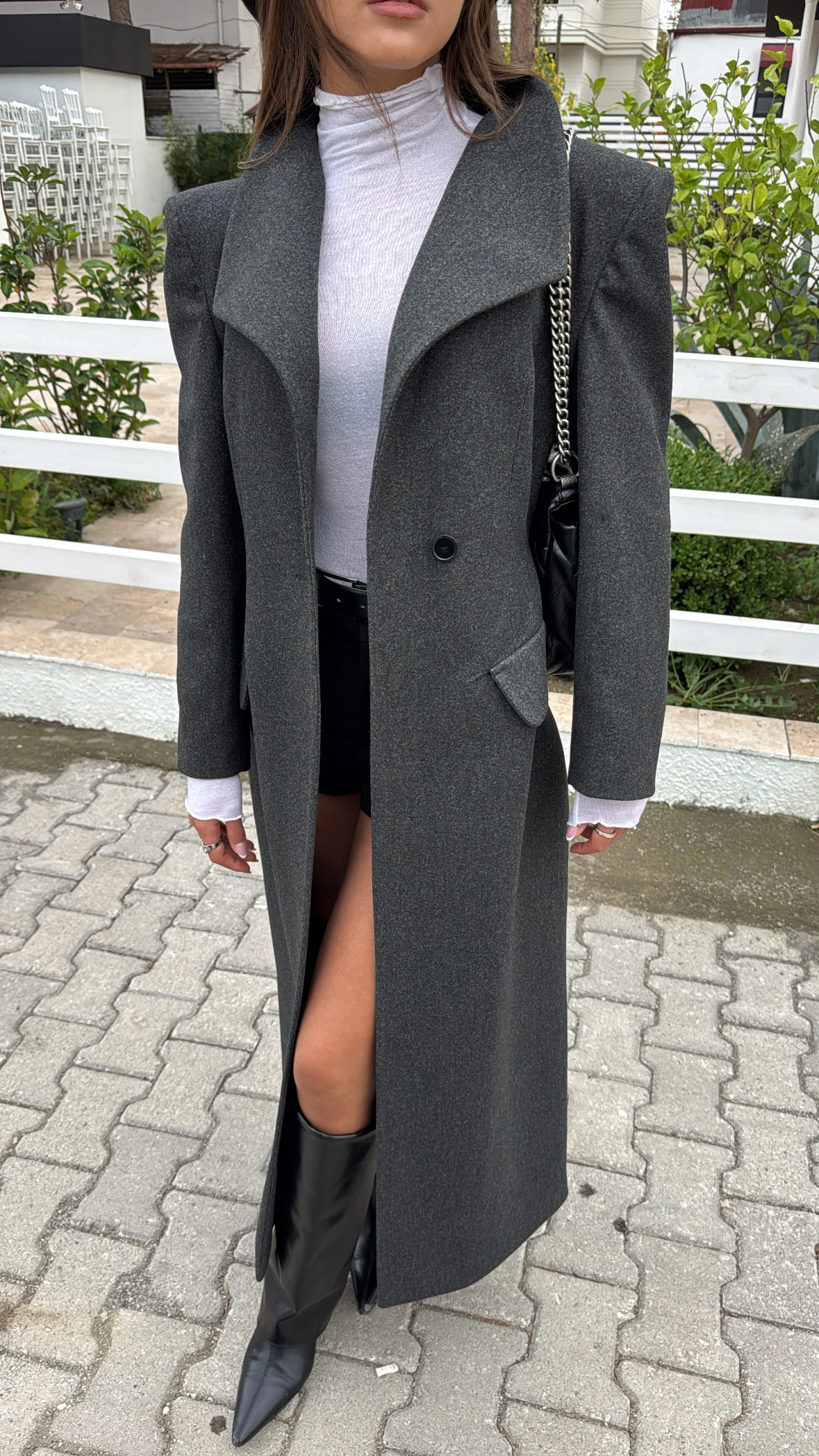 Dik Yaka Bel Oturtmalı Vatkalı Antrasit Kaşe Kaban  