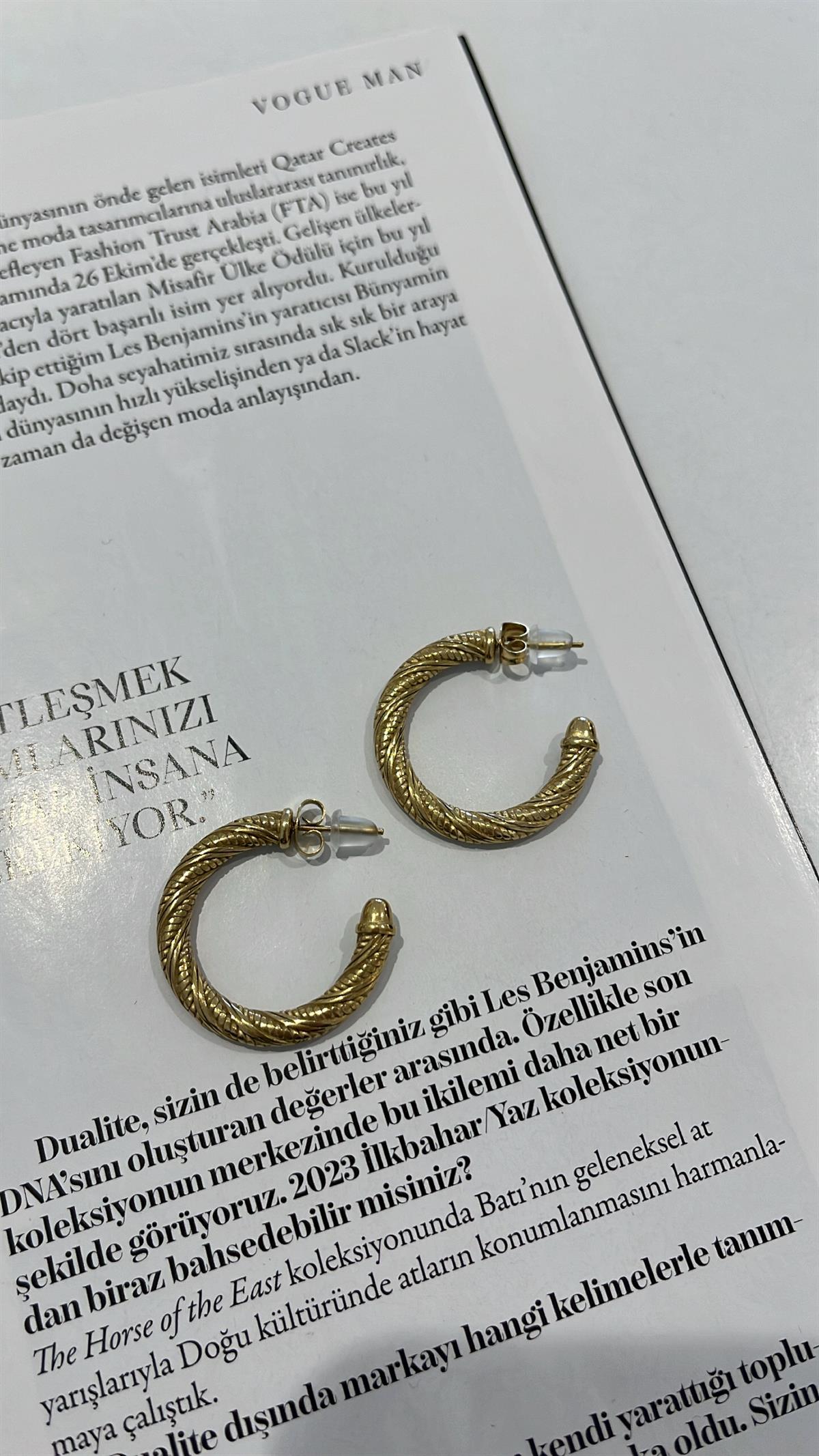 Çelik desenli halka küpe