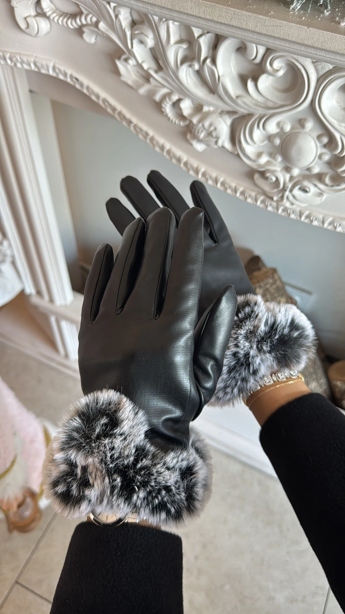 Bileği Kürk Detaylı Deri Eldiven