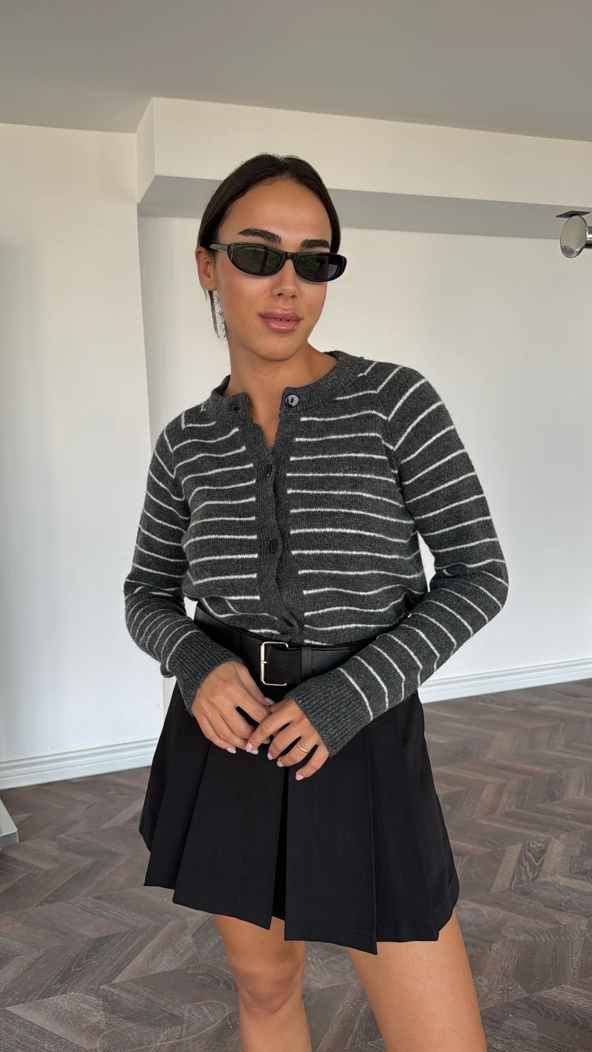 Çizgili Gri Örgü Hırka