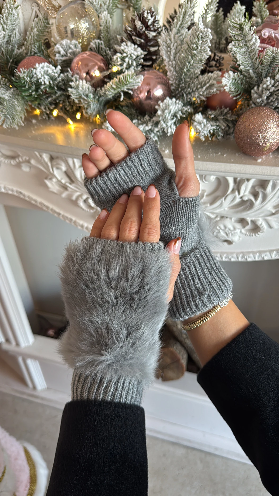 Gri Kürklü Kesik Eldiven