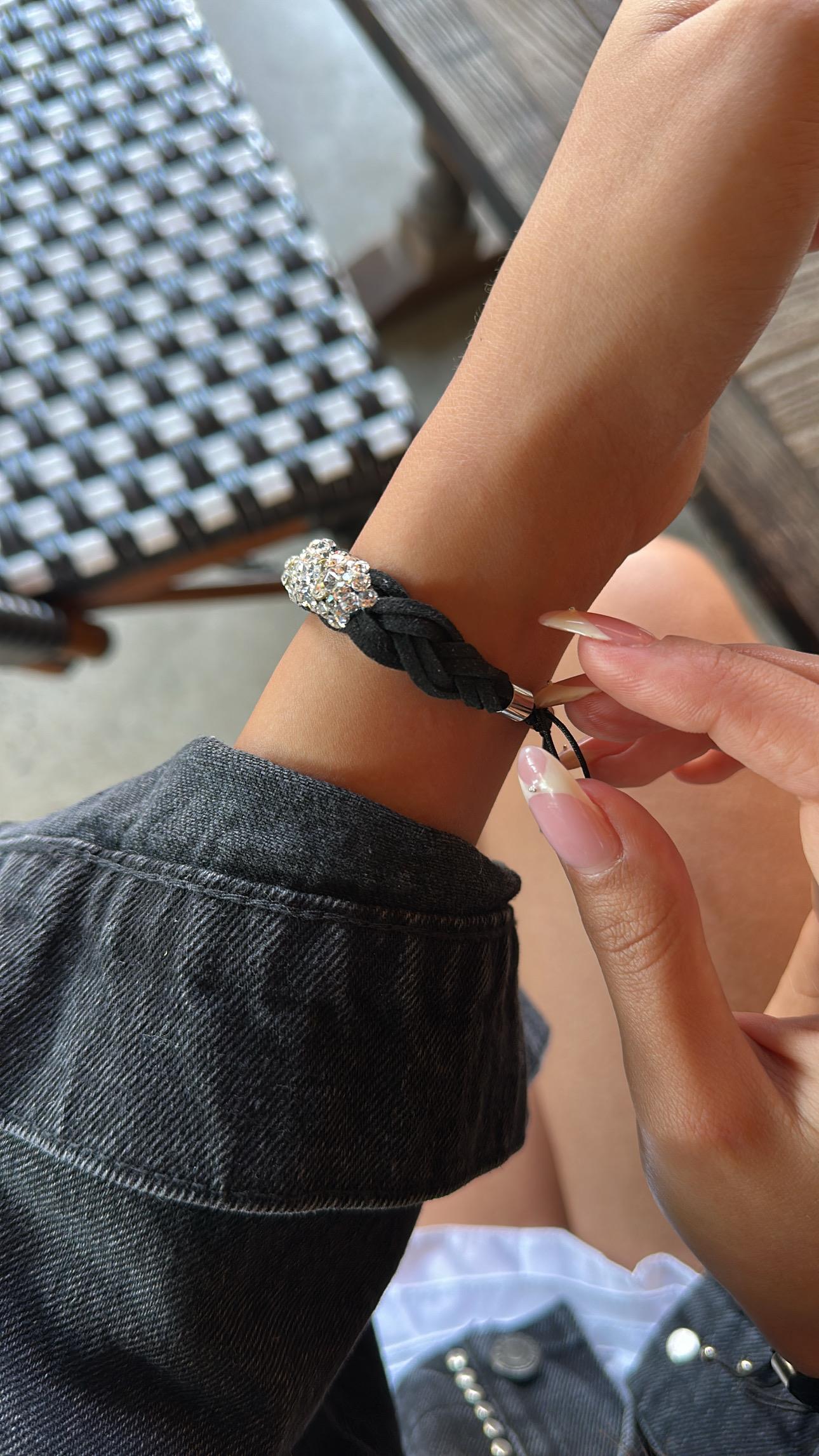 Tasarım Taşlı Örgü Bileklik