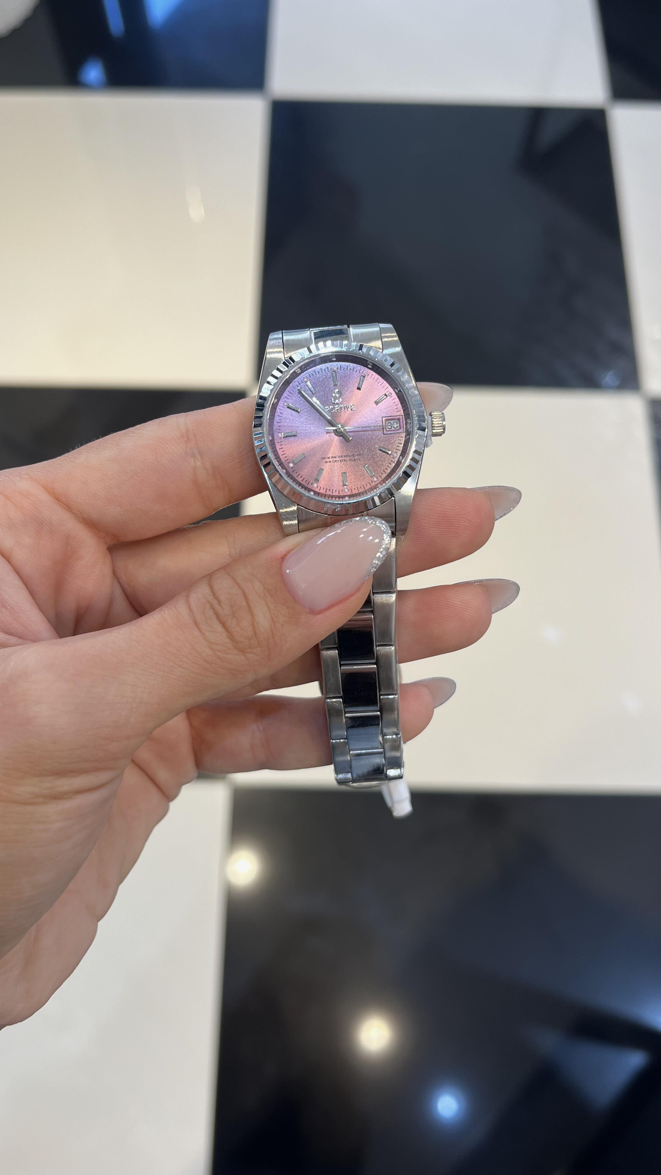 Pembe kardanlı metal çelik saat