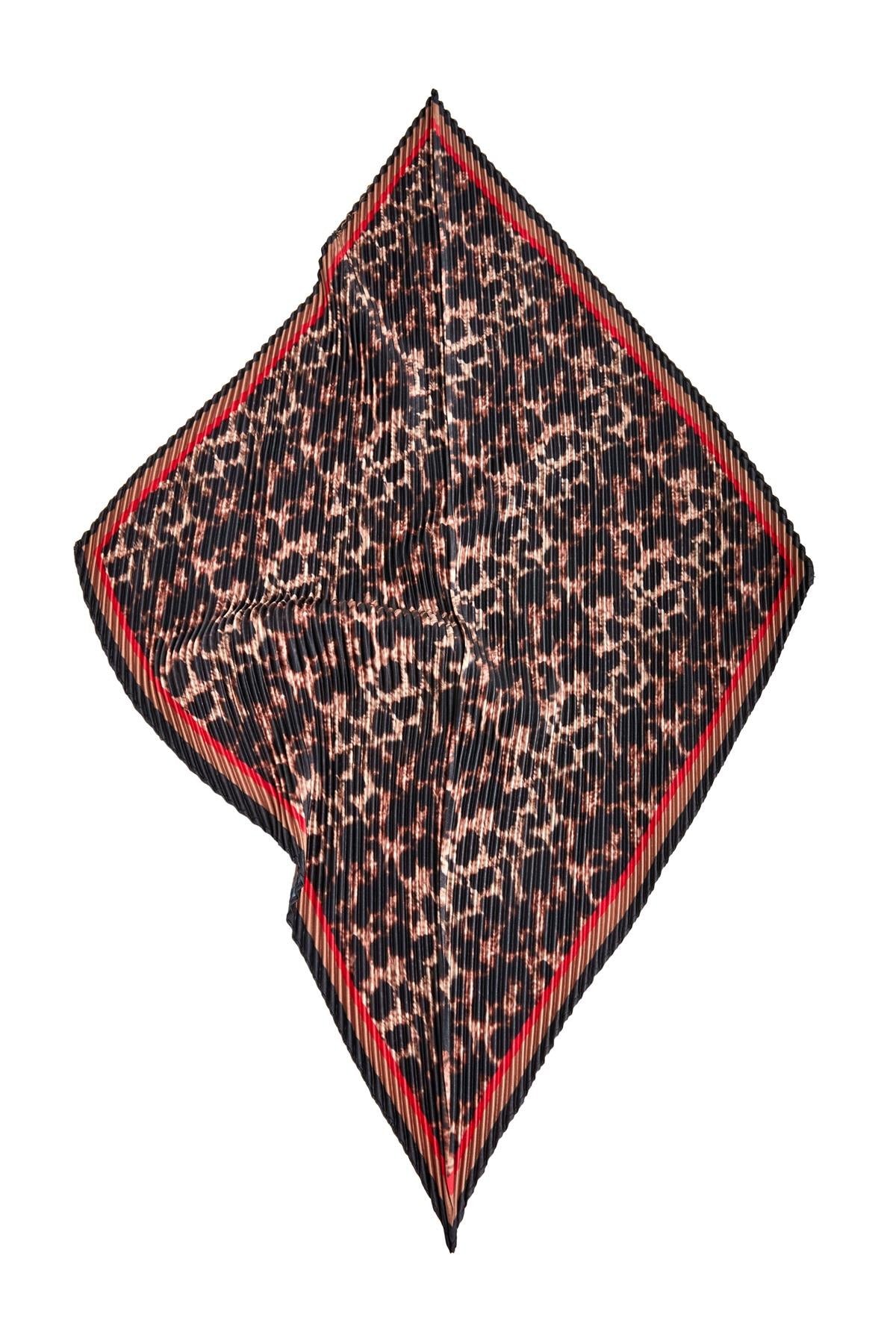 Leopar Desen Piliseli Siyah Fular