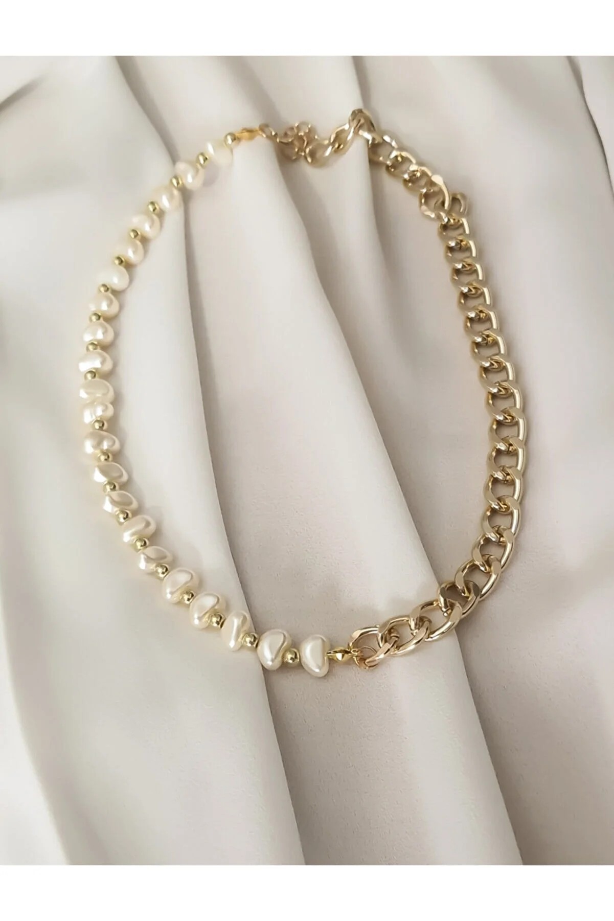 Women's Design Baroque Inci Gold Chain Detail Pearl Necklace