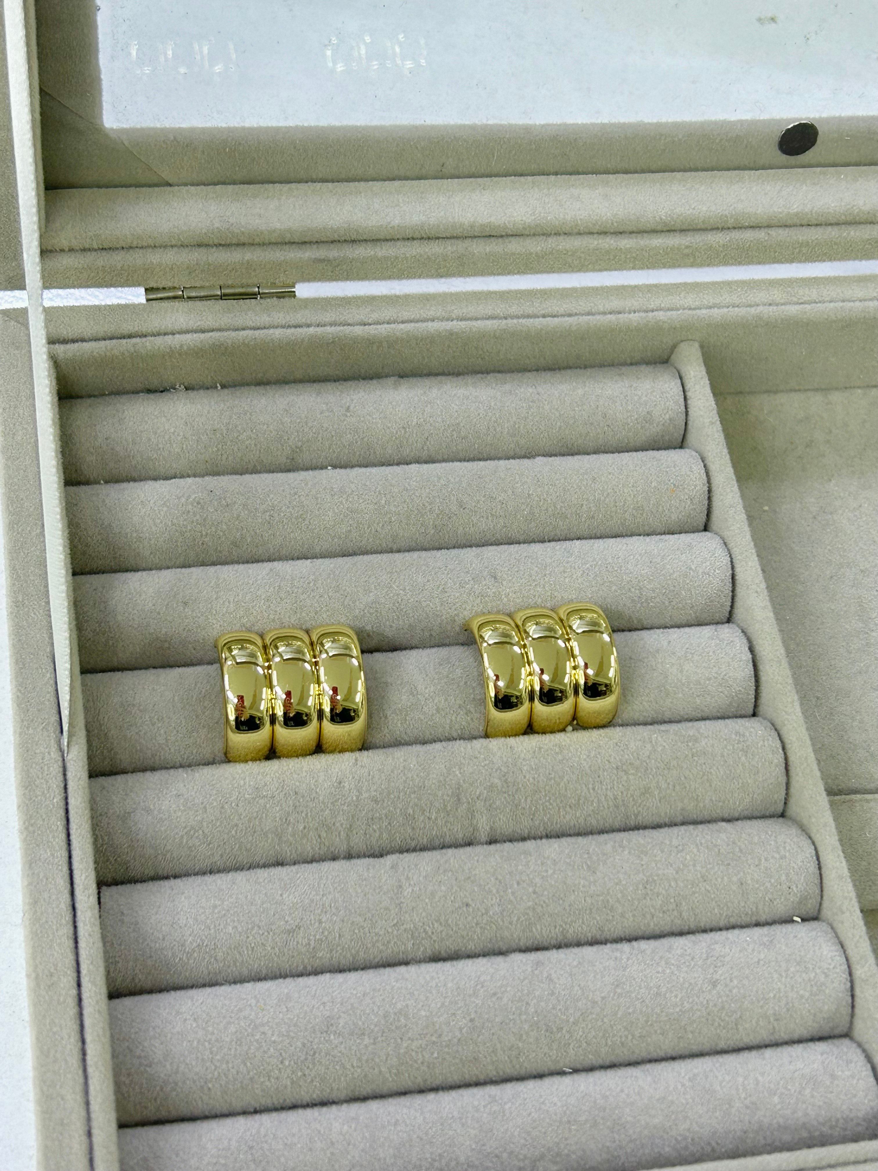 Gold Renk Silindir Küpe