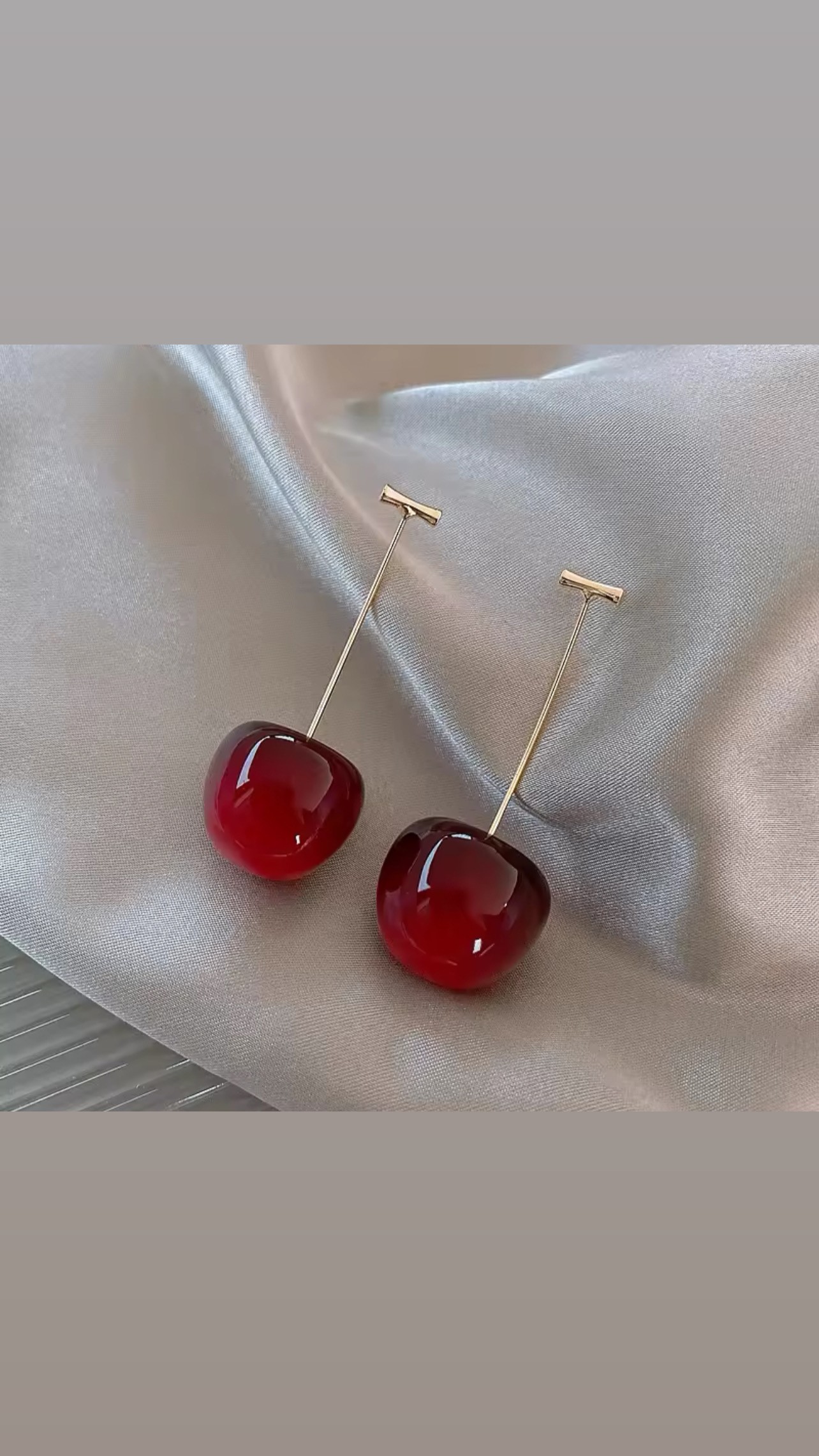 Geçmeli Gold Kiraz Küpe