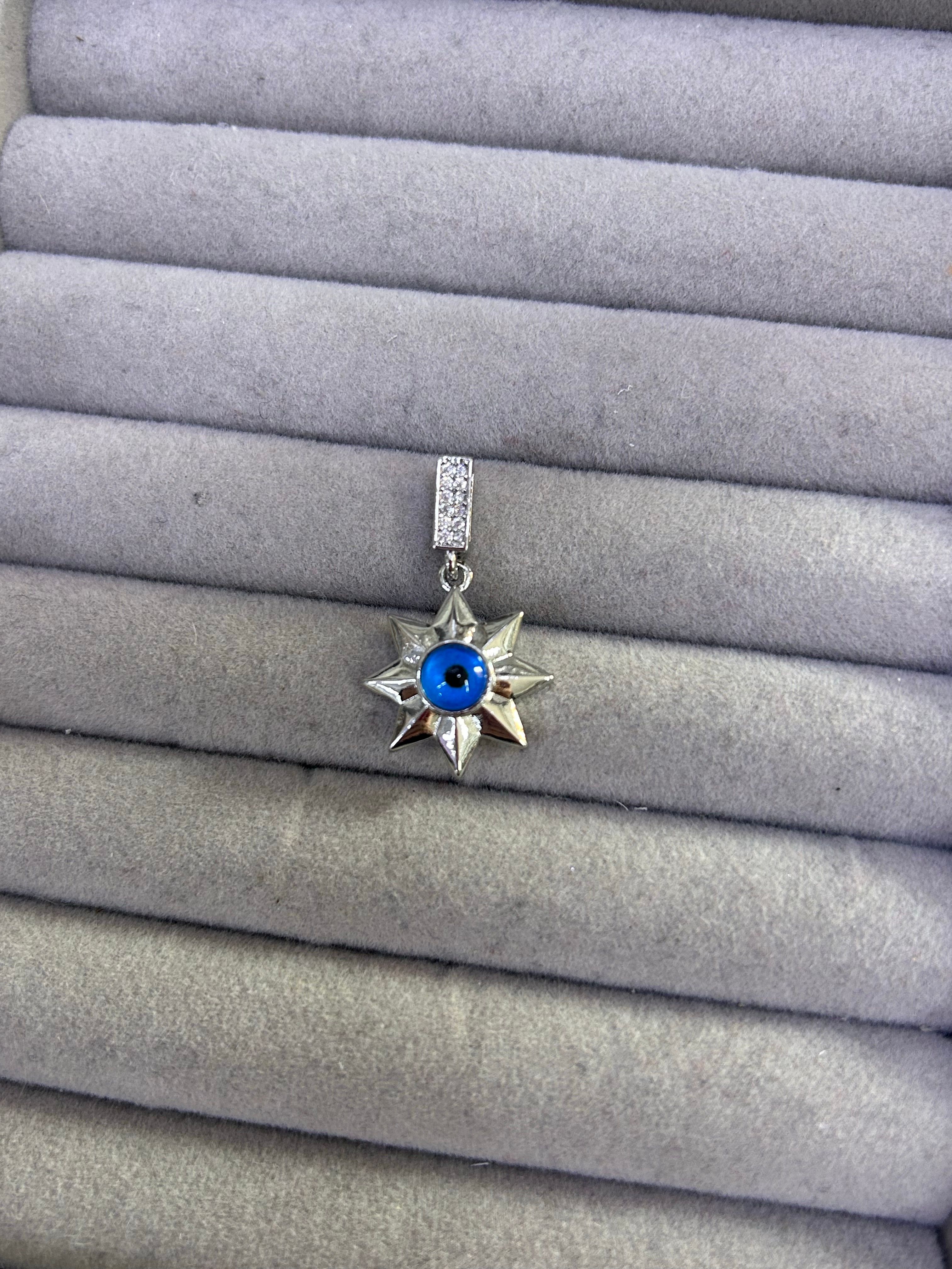 Zirkon Charm