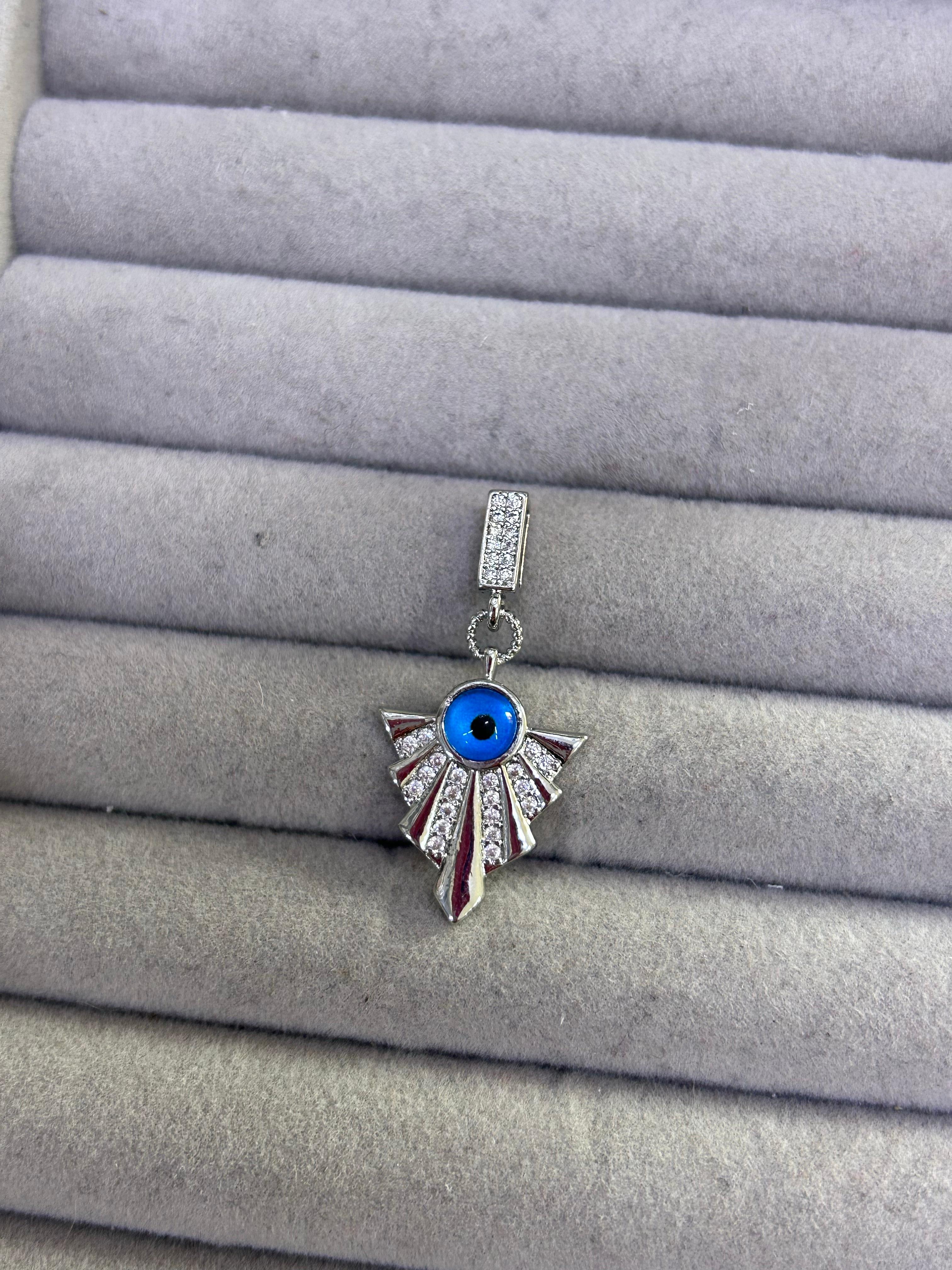 Zirkon Charm