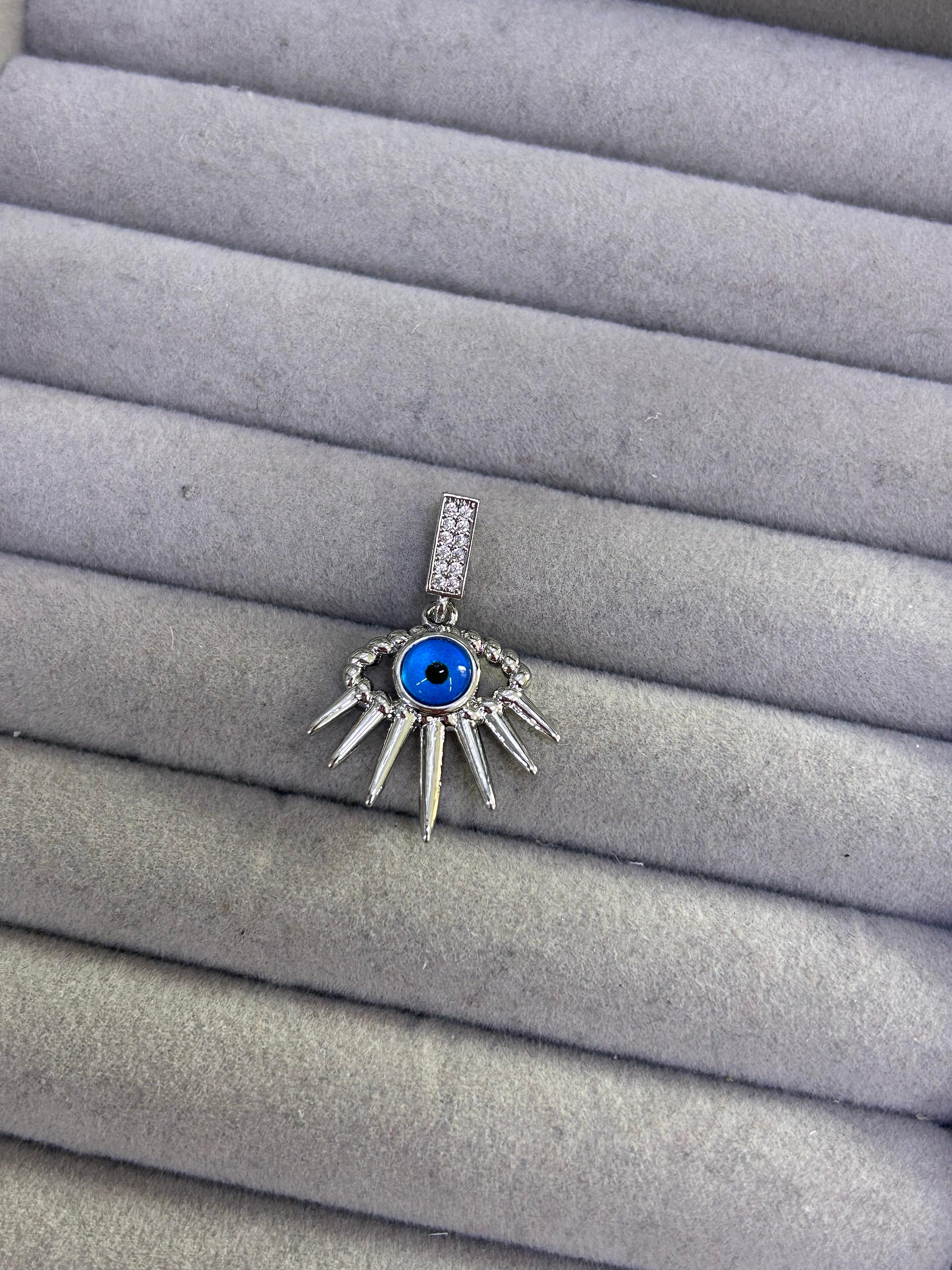 Zirkon Charm